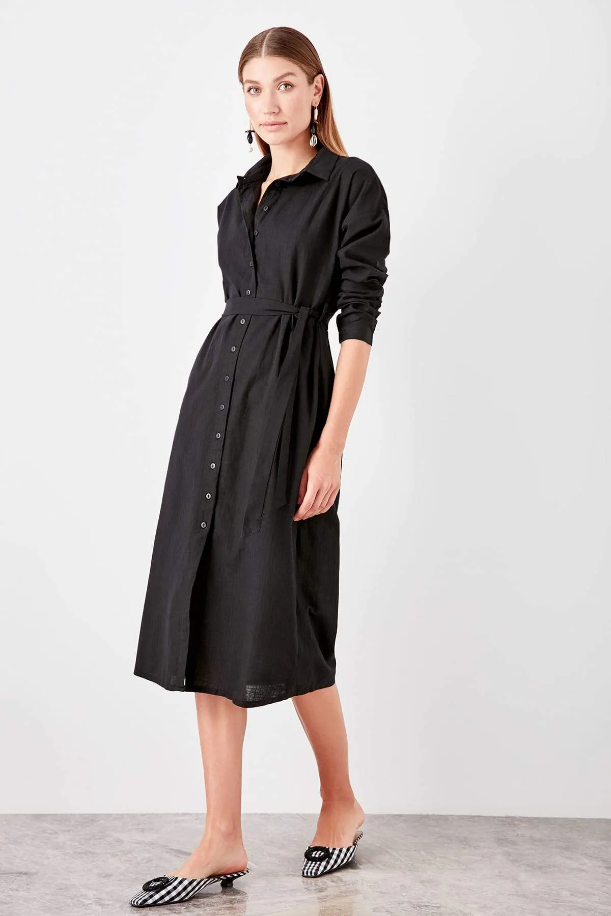 13069 Black Tie Waist Shirt Dress