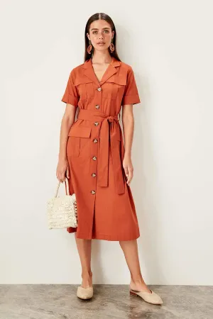 13070 Tile Button Tie Waist Dress