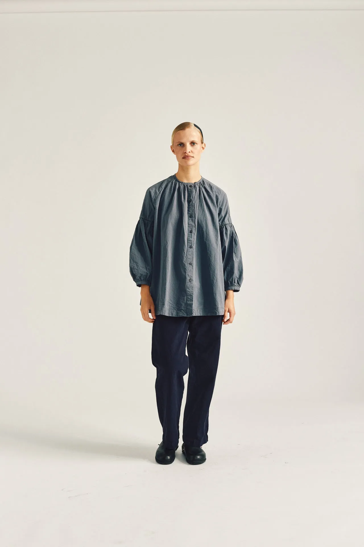 3 BY 3 LESS SHIRT -PAPER COT - GRAPHITE