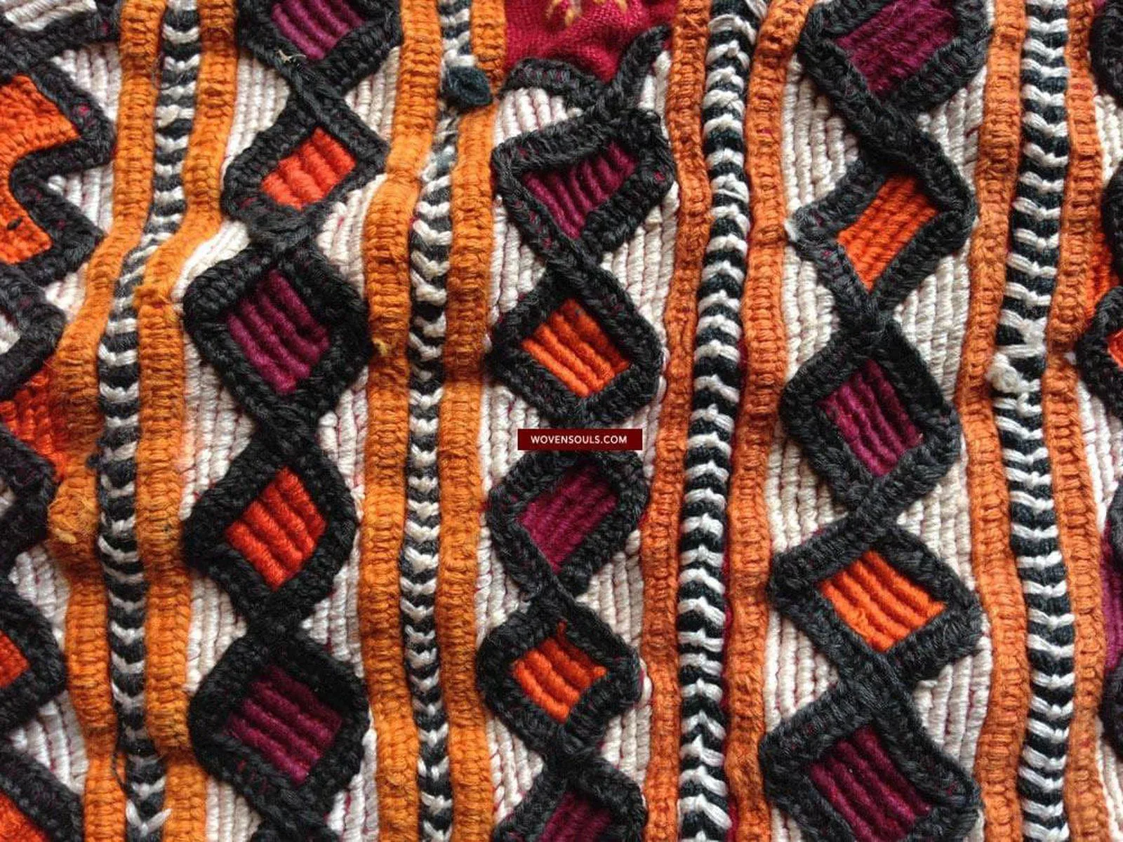 454 Vintage Embroidered Dress Front - Kutch / Sindh