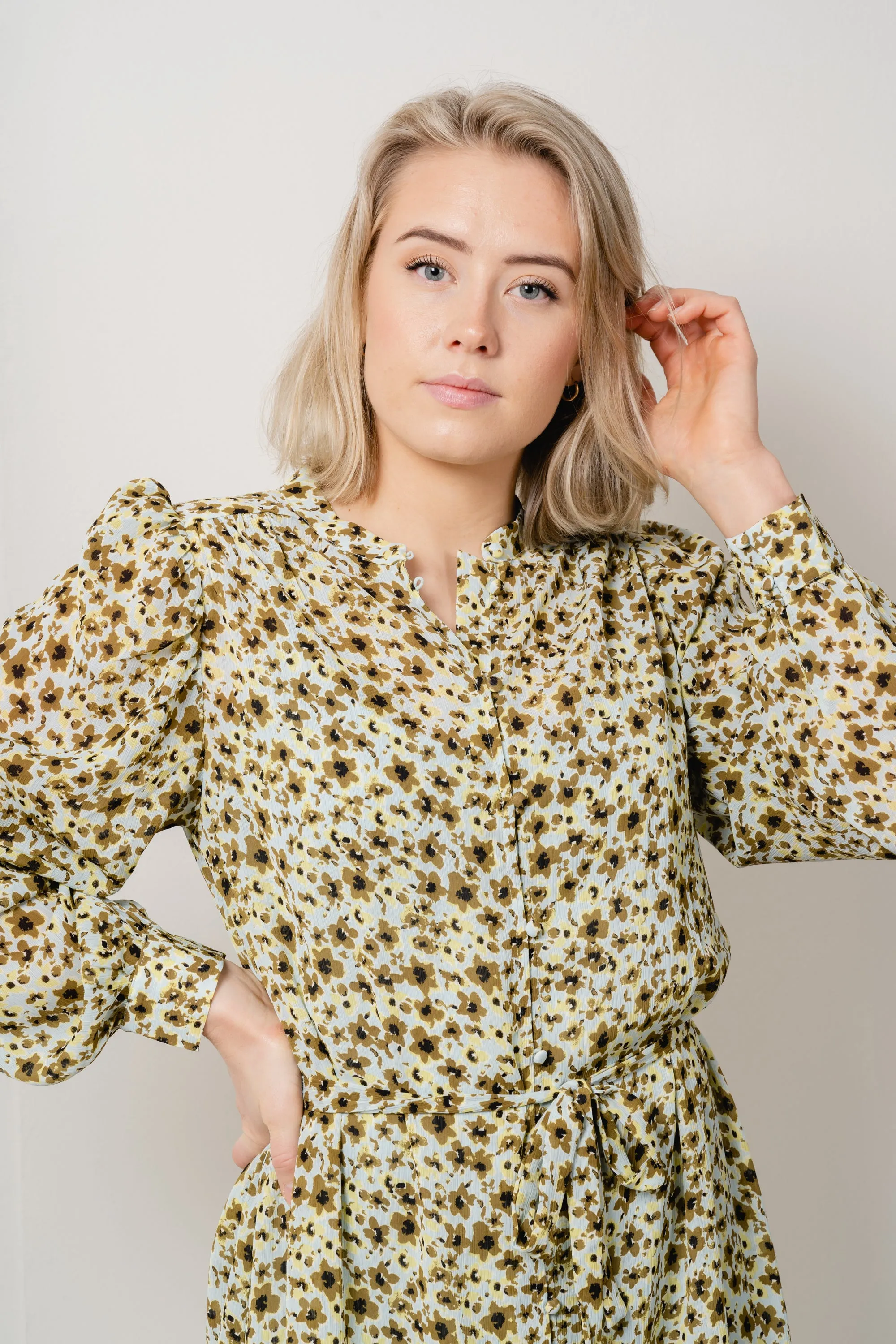 Adalia Rikkelie Shirt Dress - Green Flowers