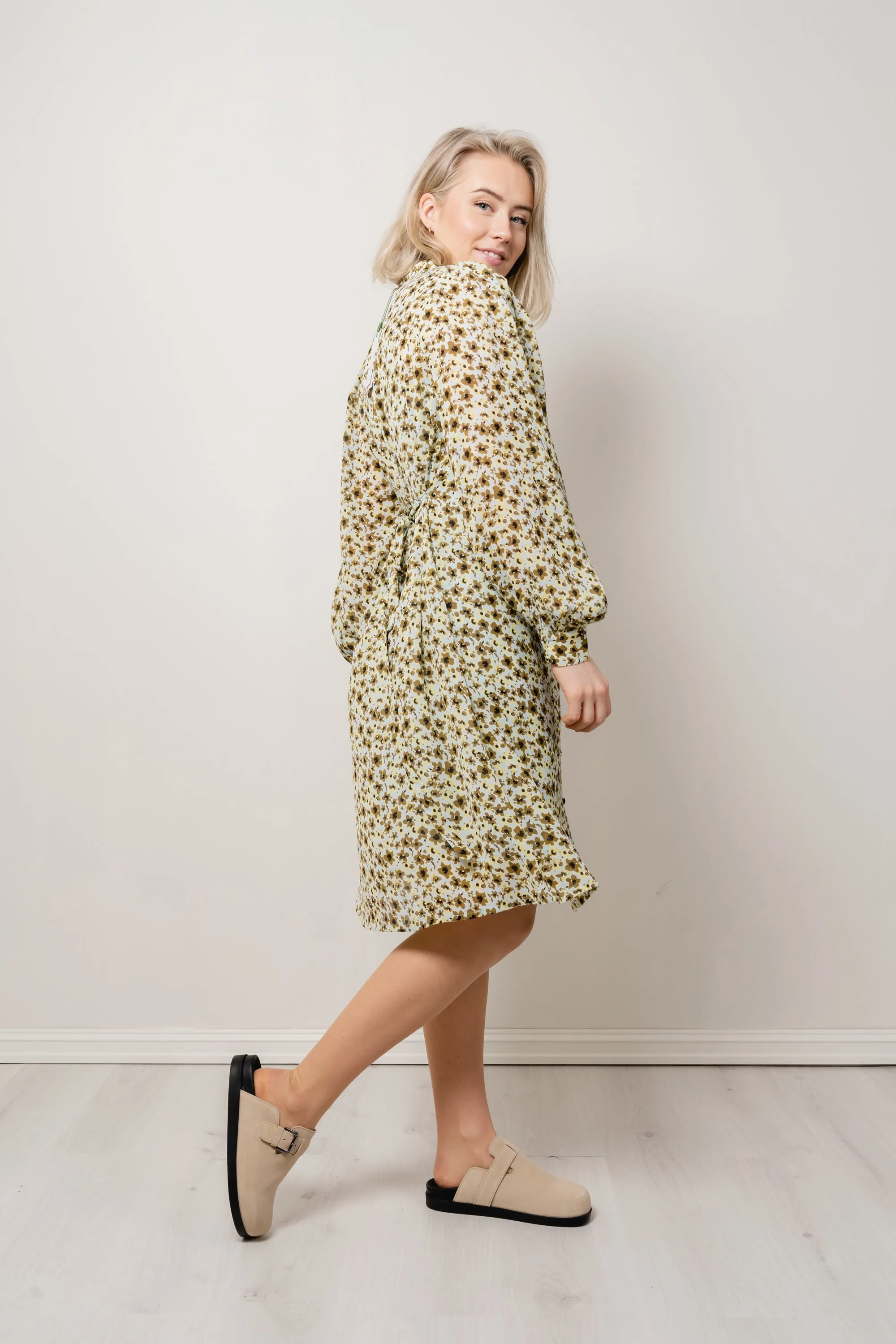 Adalia Rikkelie Shirt Dress - Green Flowers