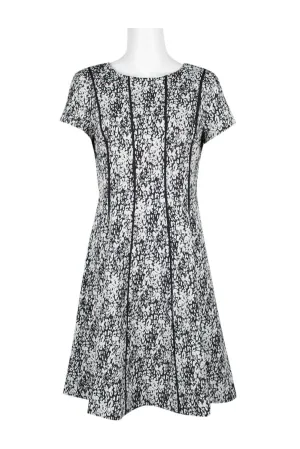 Adrianna Papell Scoop Neck Short Sleeve Piping Detail Zipper Back A-Line