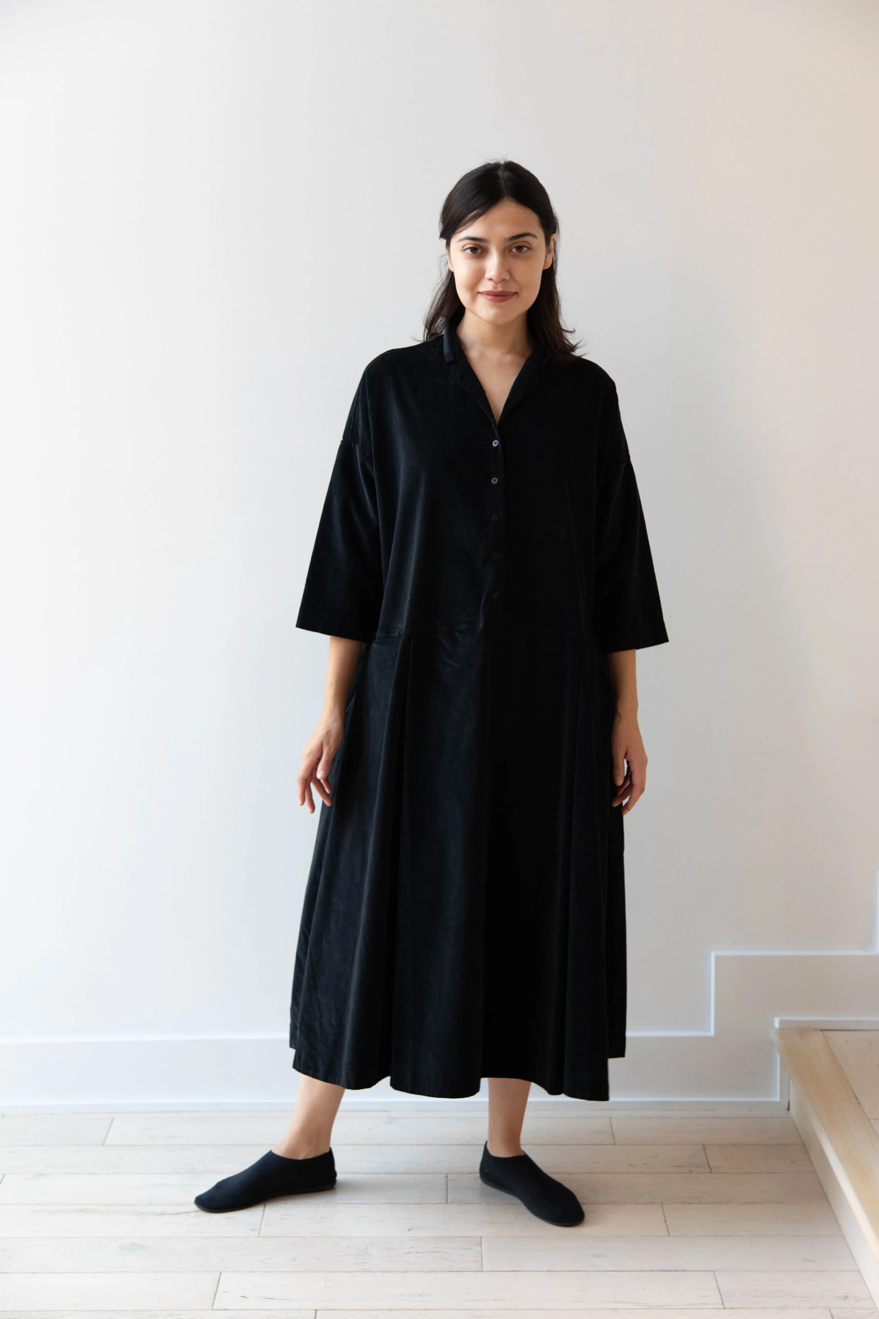 Album di Famiglia | Velvet Tailored Collar Dress in Black