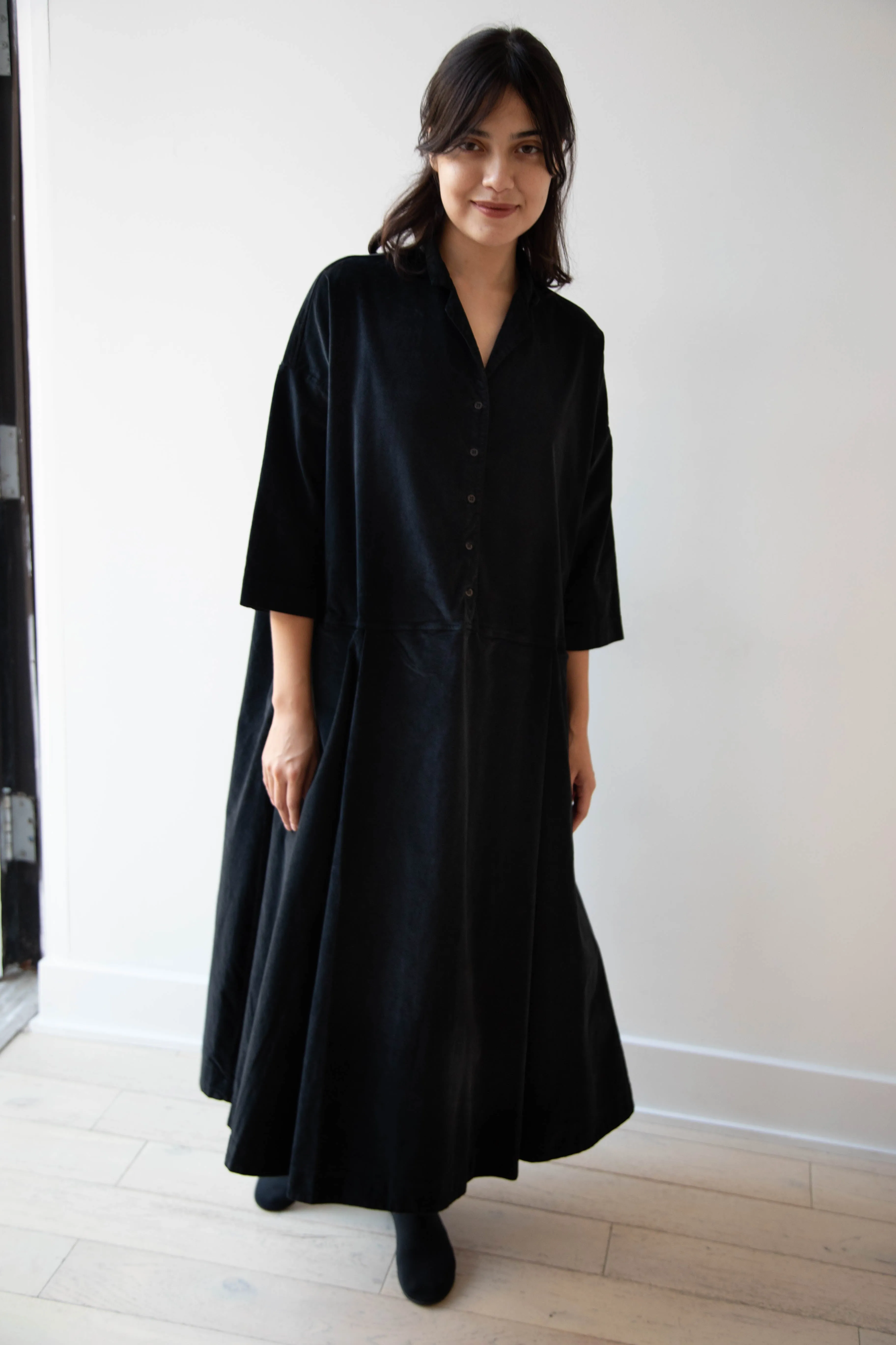 Album di Famiglia | Velvet Tailored Collar Dress in Black