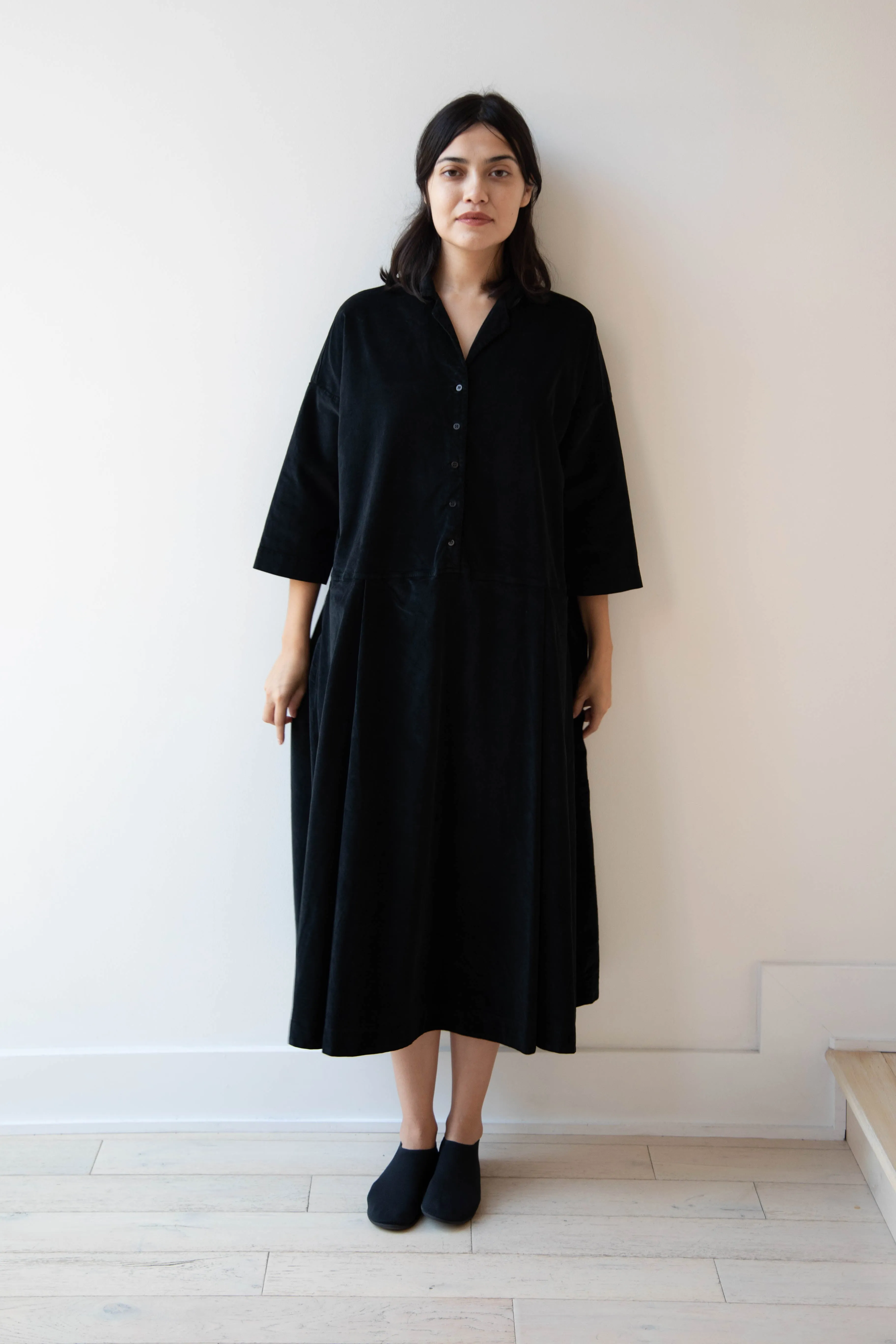 Album di Famiglia | Velvet Tailored Collar Dress in Black