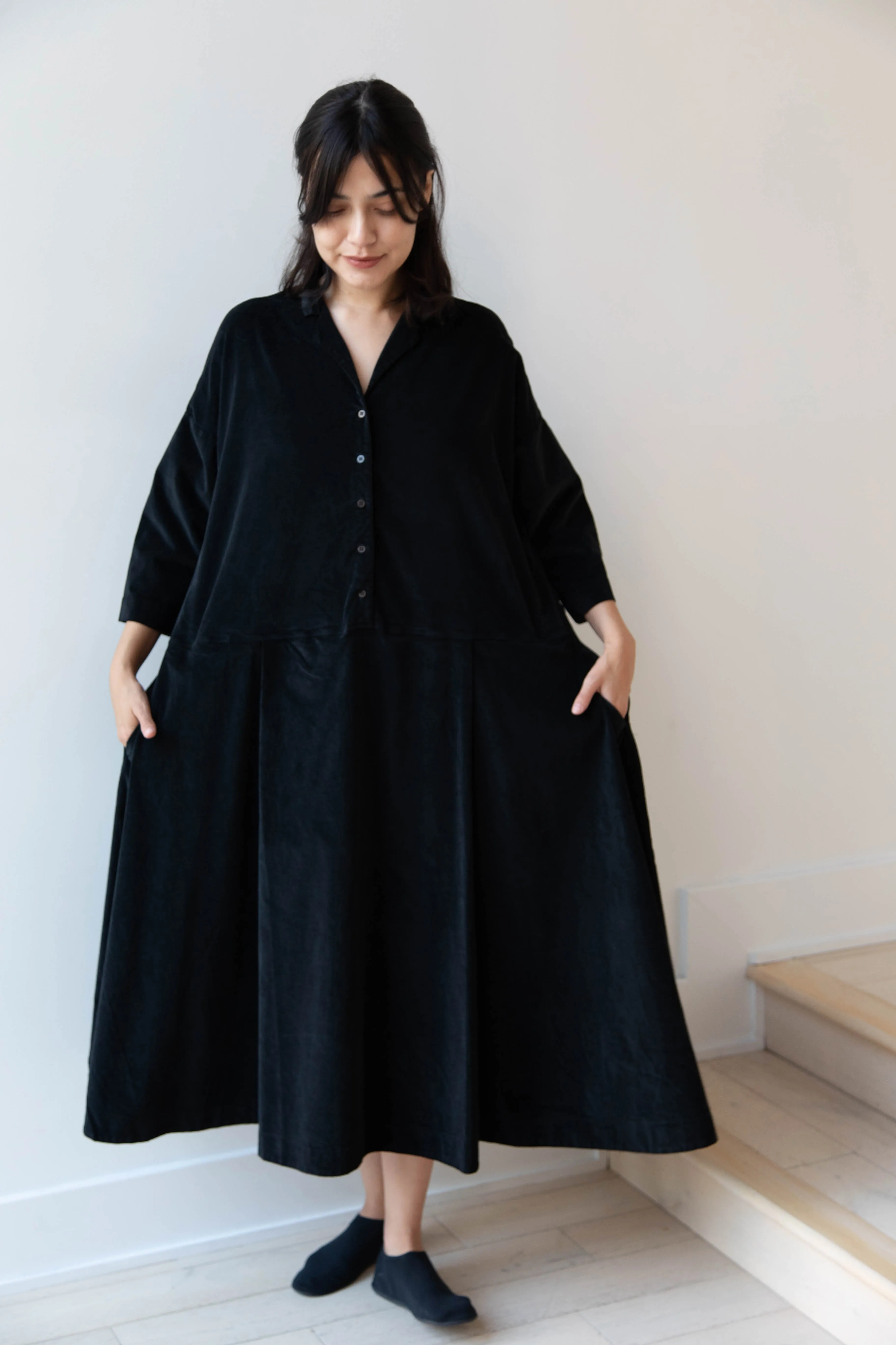 Album di Famiglia | Velvet Tailored Collar Dress in Black