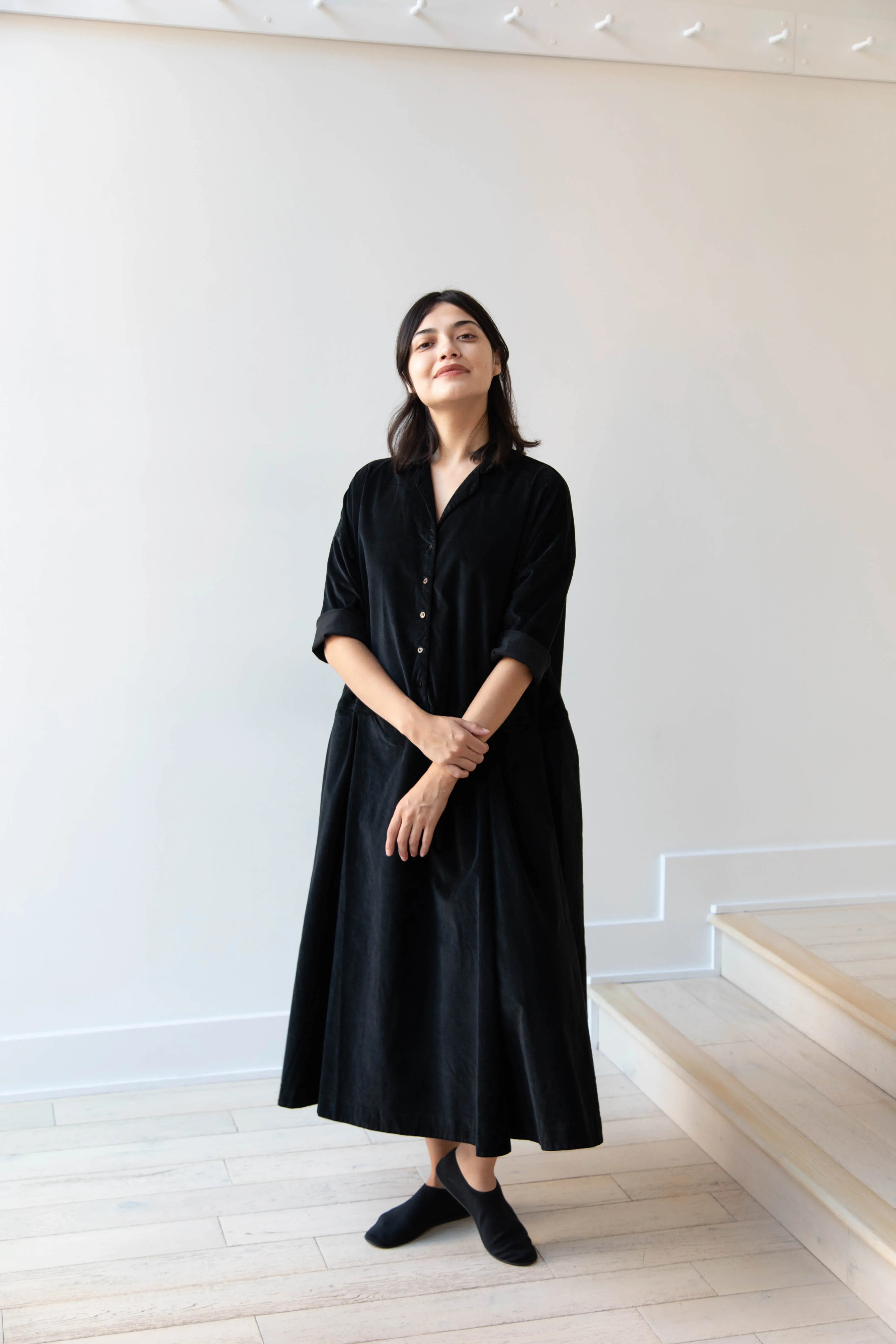 Album di Famiglia | Velvet Tailored Collar Dress in Black