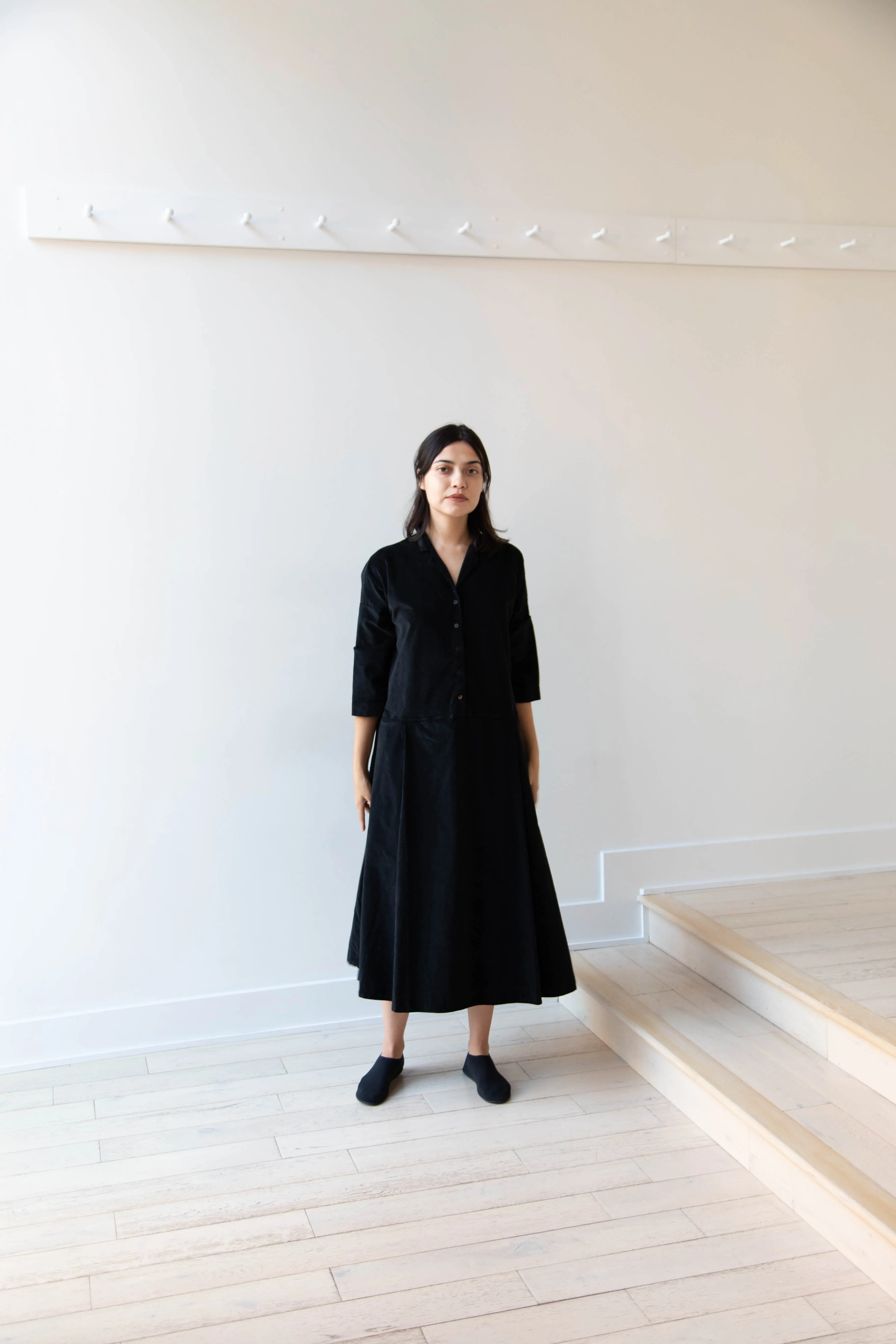 Album di Famiglia | Velvet Tailored Collar Dress in Black