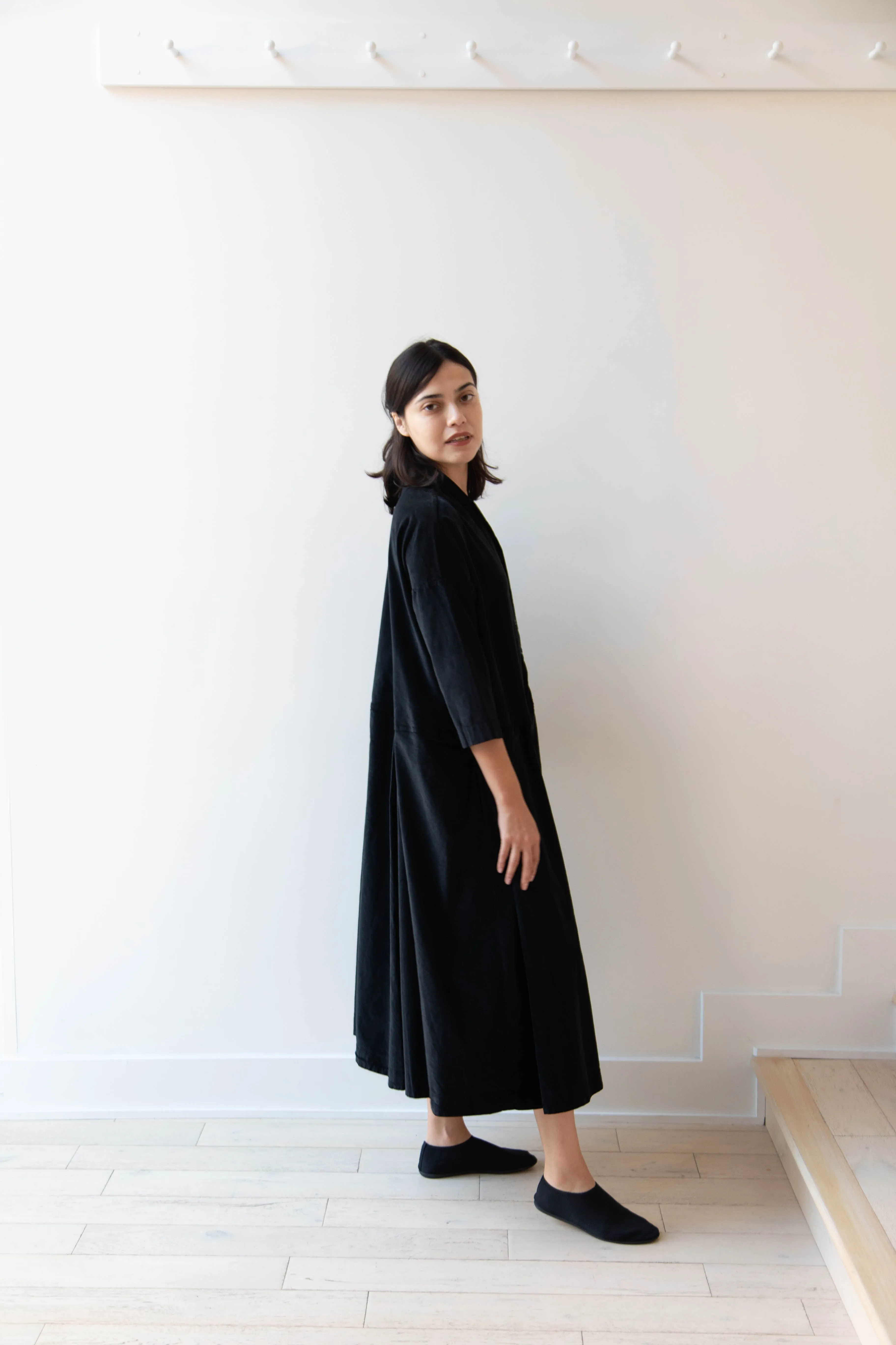 Album di Famiglia | Velvet Tailored Collar Dress in Black