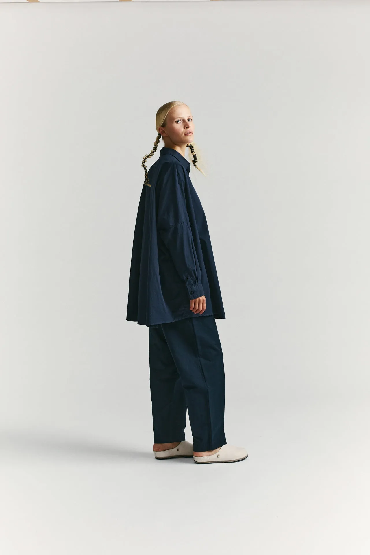 ATOMLESS LESS SHIRT - COT - NAVY