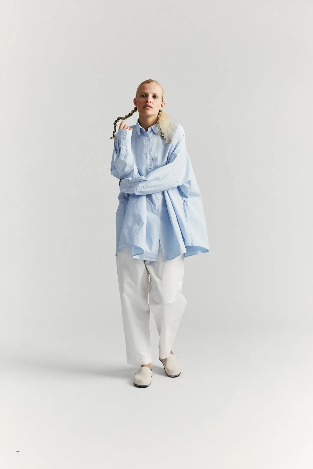 ATOMLESS LESS SHIRT - COT - SKY