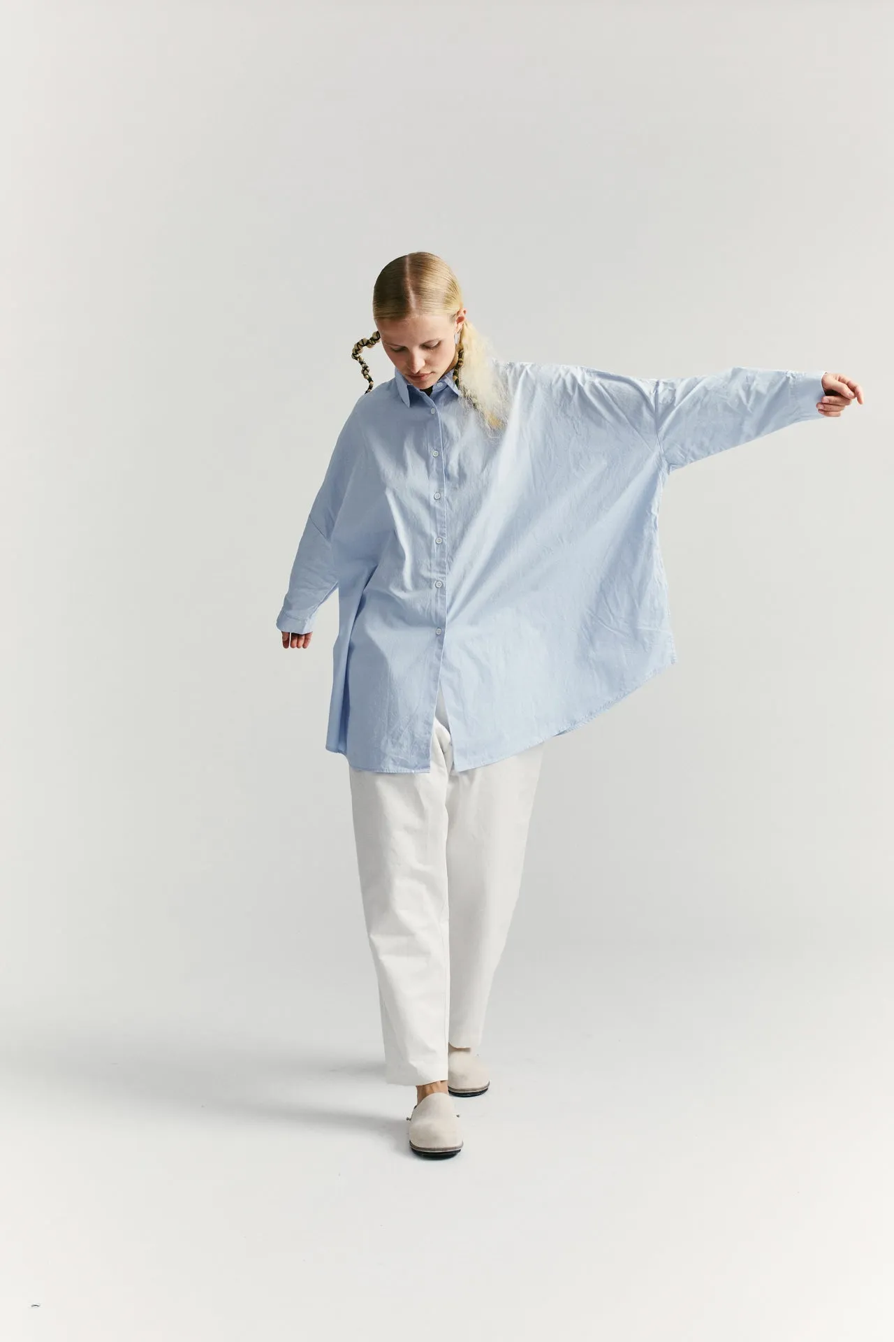 ATOMLESS LESS SHIRT - COT - SKY