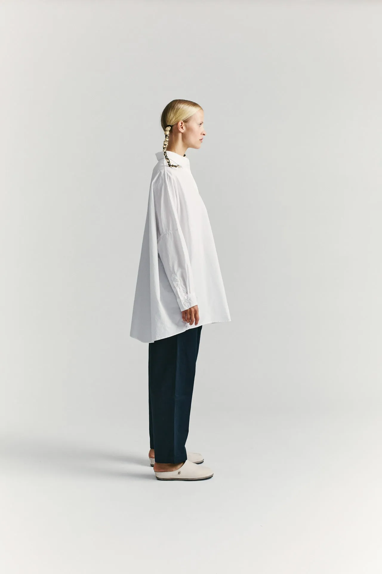 ATOMLESS LESS SHIRT - COT - WHITE