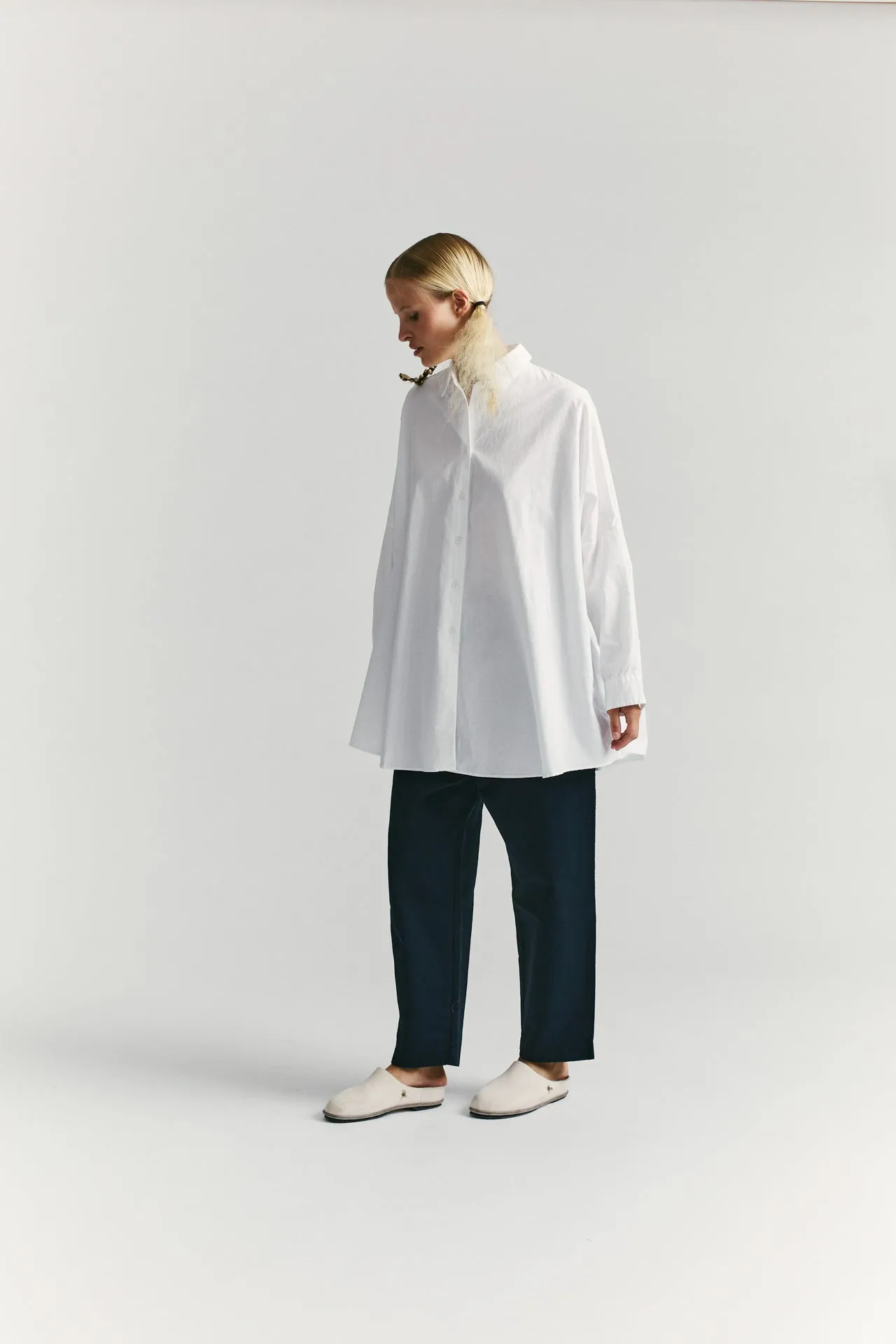 ATOMLESS LESS SHIRT - COT - WHITE