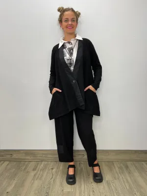 Black Long Sleeve Two Pocket Jacket Black Long Sleeve Two Pocket Jacket