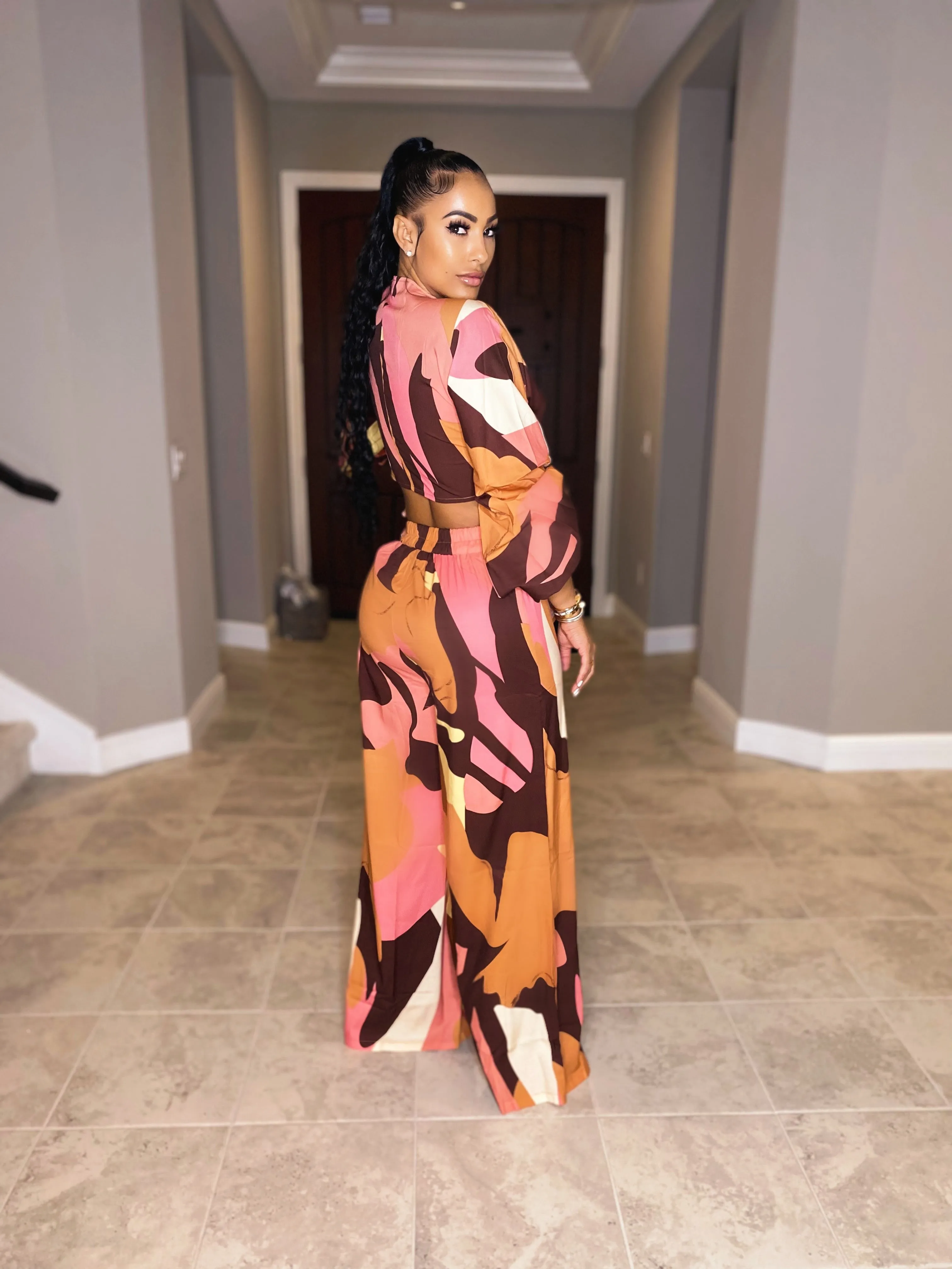 “Champagne on arrival” crop set