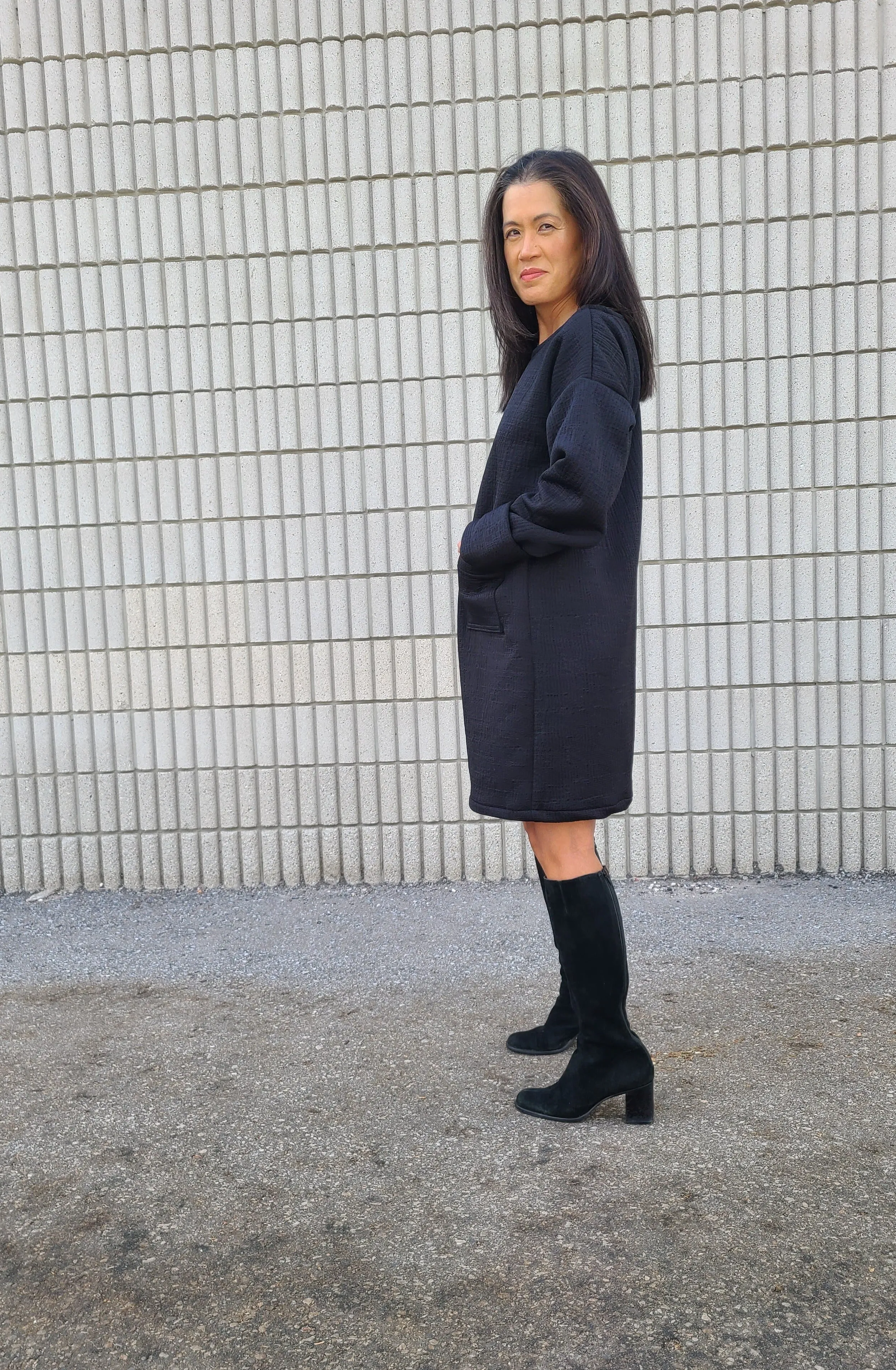 CHELSEA Raven Sweater Dress