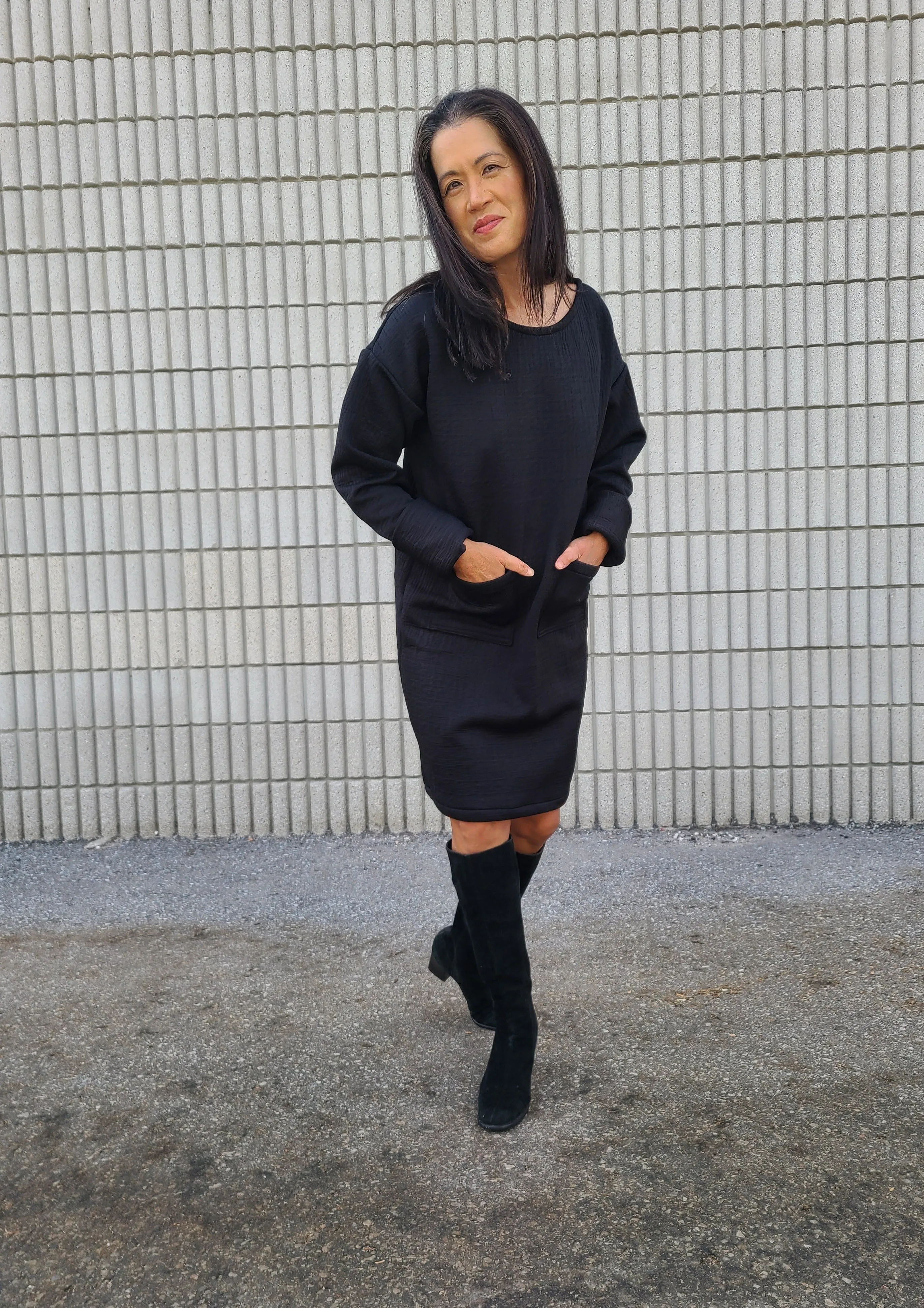 CHELSEA Raven Sweater Dress