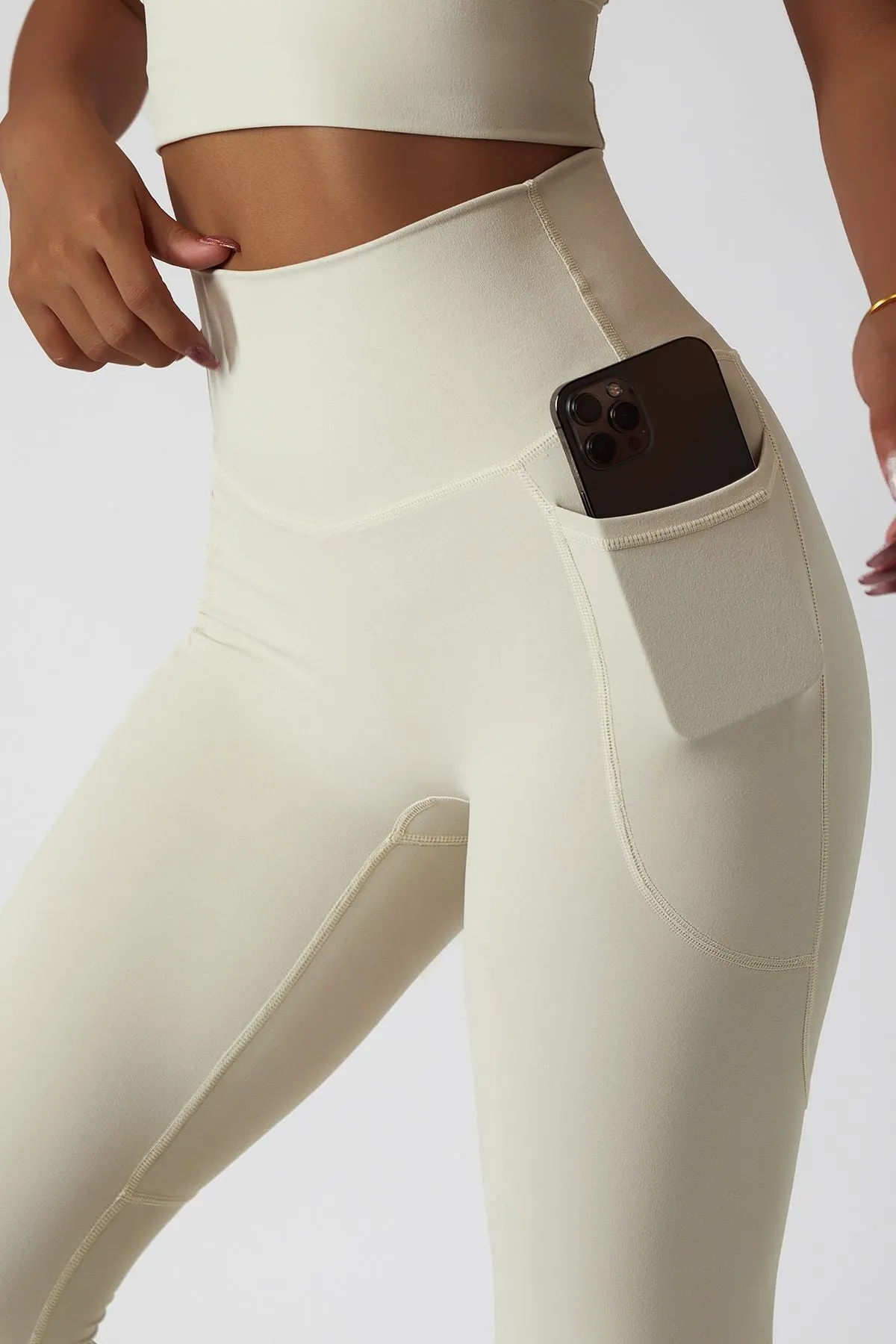 Cloud-Soft Workout Leggings with Pockets