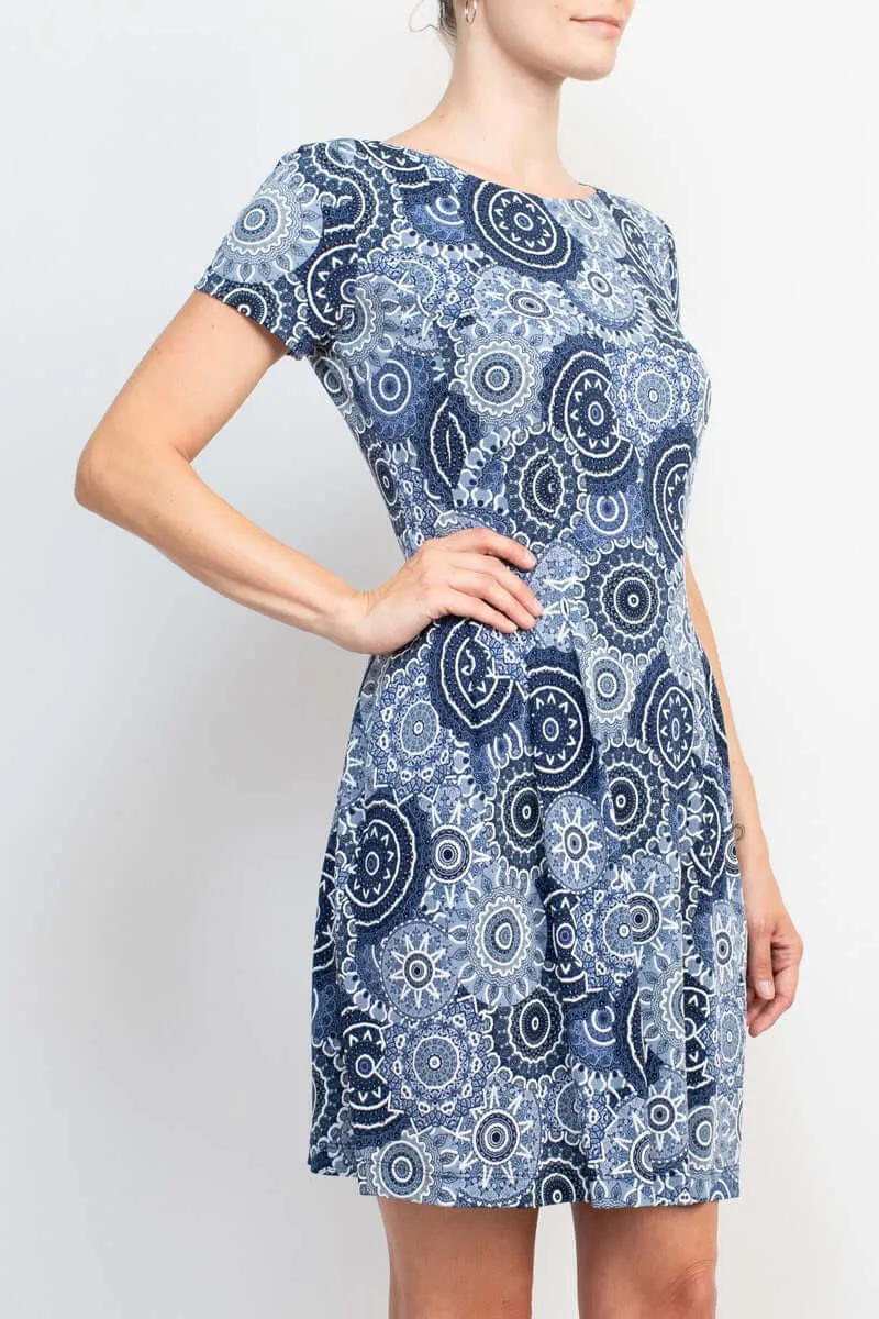 Connected Apparel Scoop Neck Short Sleeve Pleated Zipper Back Puff Print Fit & Flare Jersey Dress