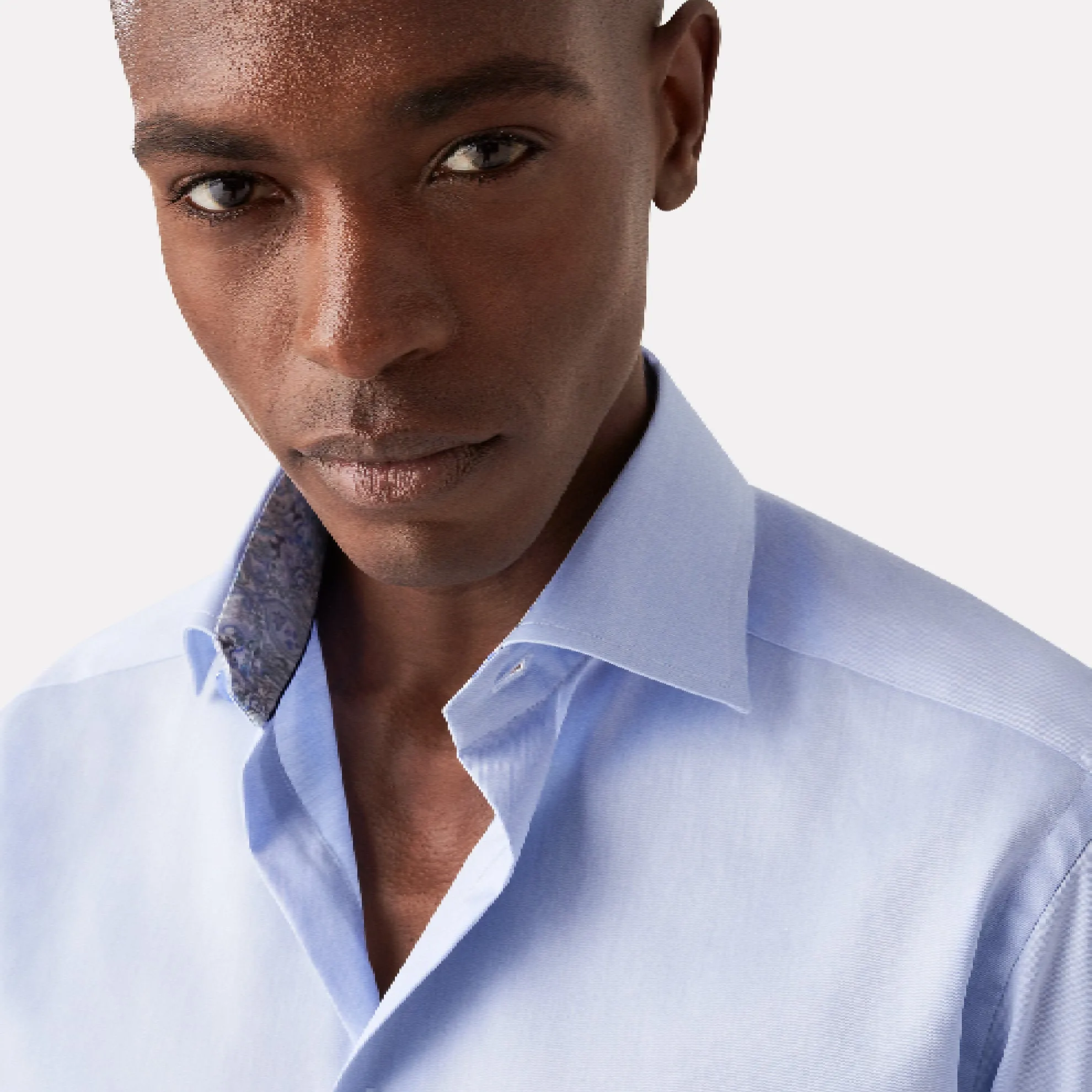 Contemporary Fit Signature Twill with Contrast Paisley Details / Light Blue