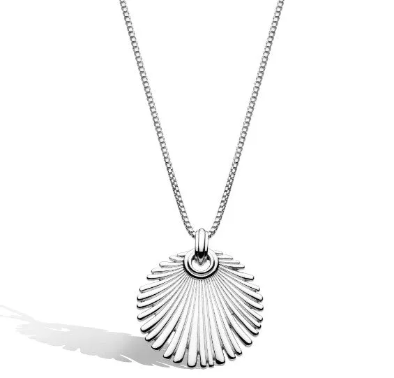 Essence Radiance Grande Fan Toggle Slider Necklace