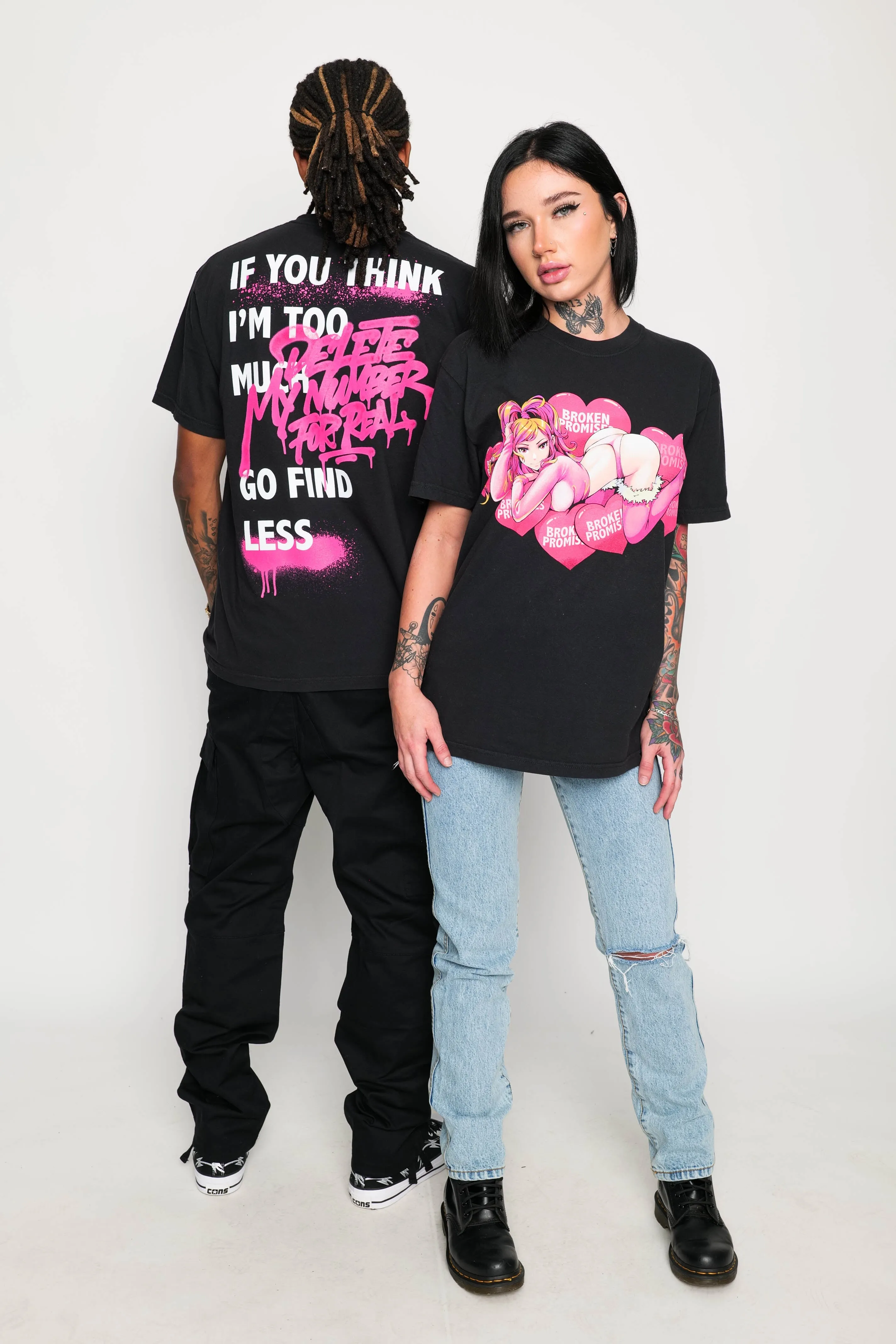 Find Less Tee Black