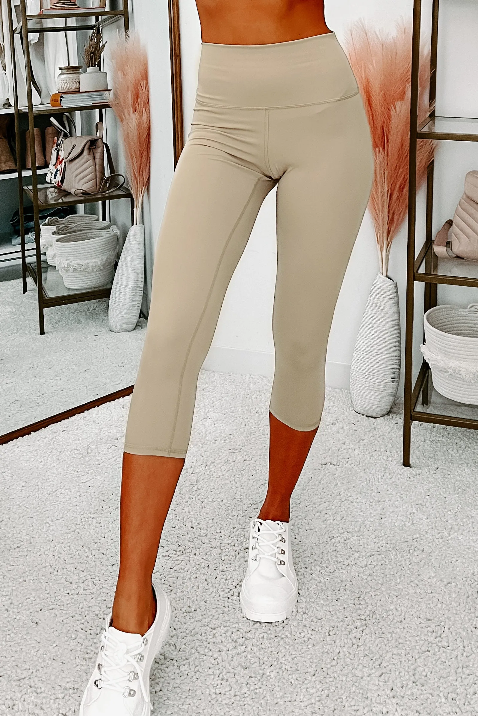 Getting Things Done Mid-Rise Capri Leggings (Taupe)