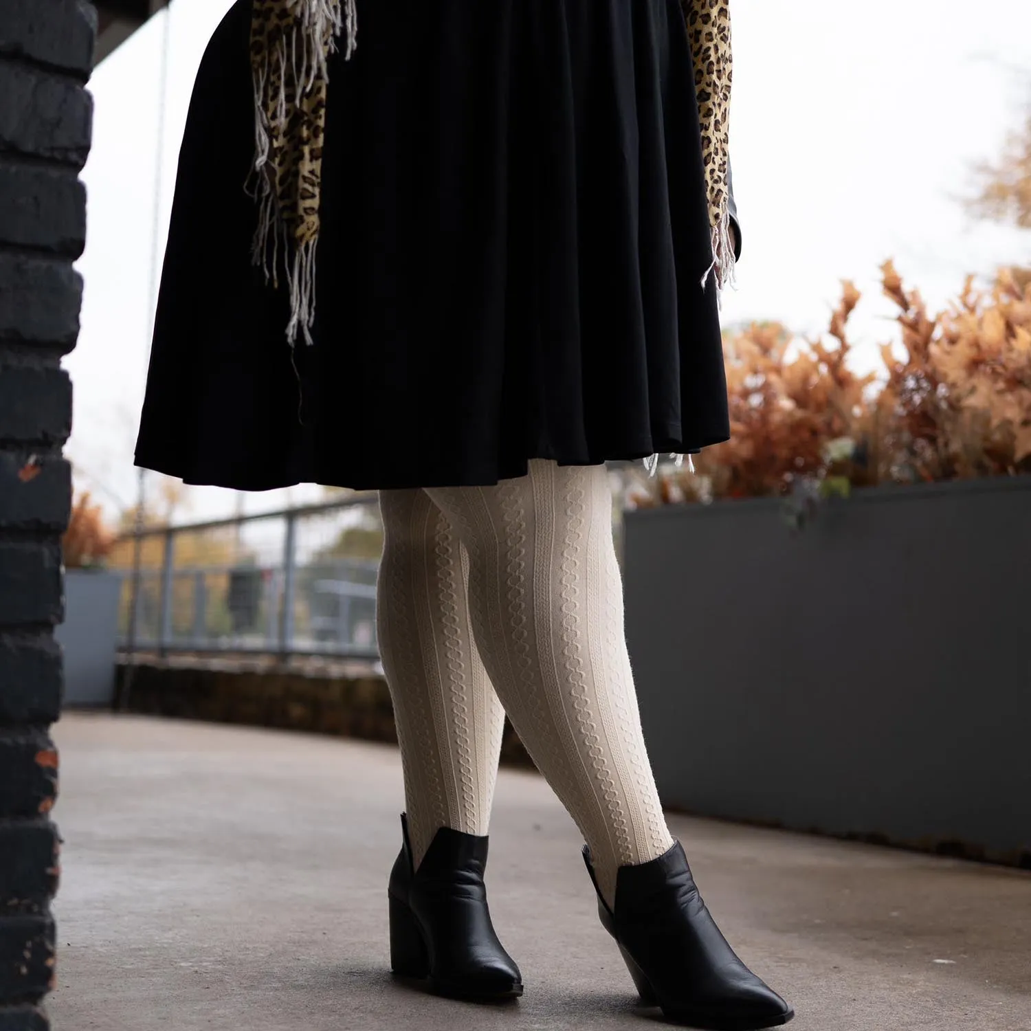 Grannies Cable Knit Wool Tights V2 - Oatmeal