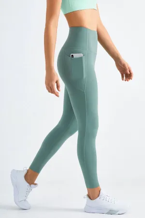 High-Rise Gym Leggings with Pockets