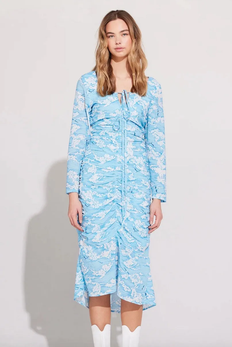 Ilag - Kvitveis Dress: Blue Cloud Print