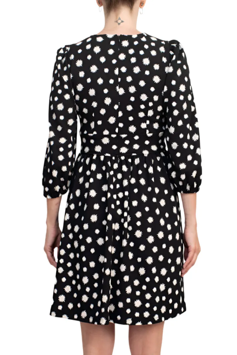 Maggy London Crew Neck pleated Banded Waist Elastic Cuffed 3/4 Sleeve Multi print Zipper Back Fit & Flare Crepe Dress