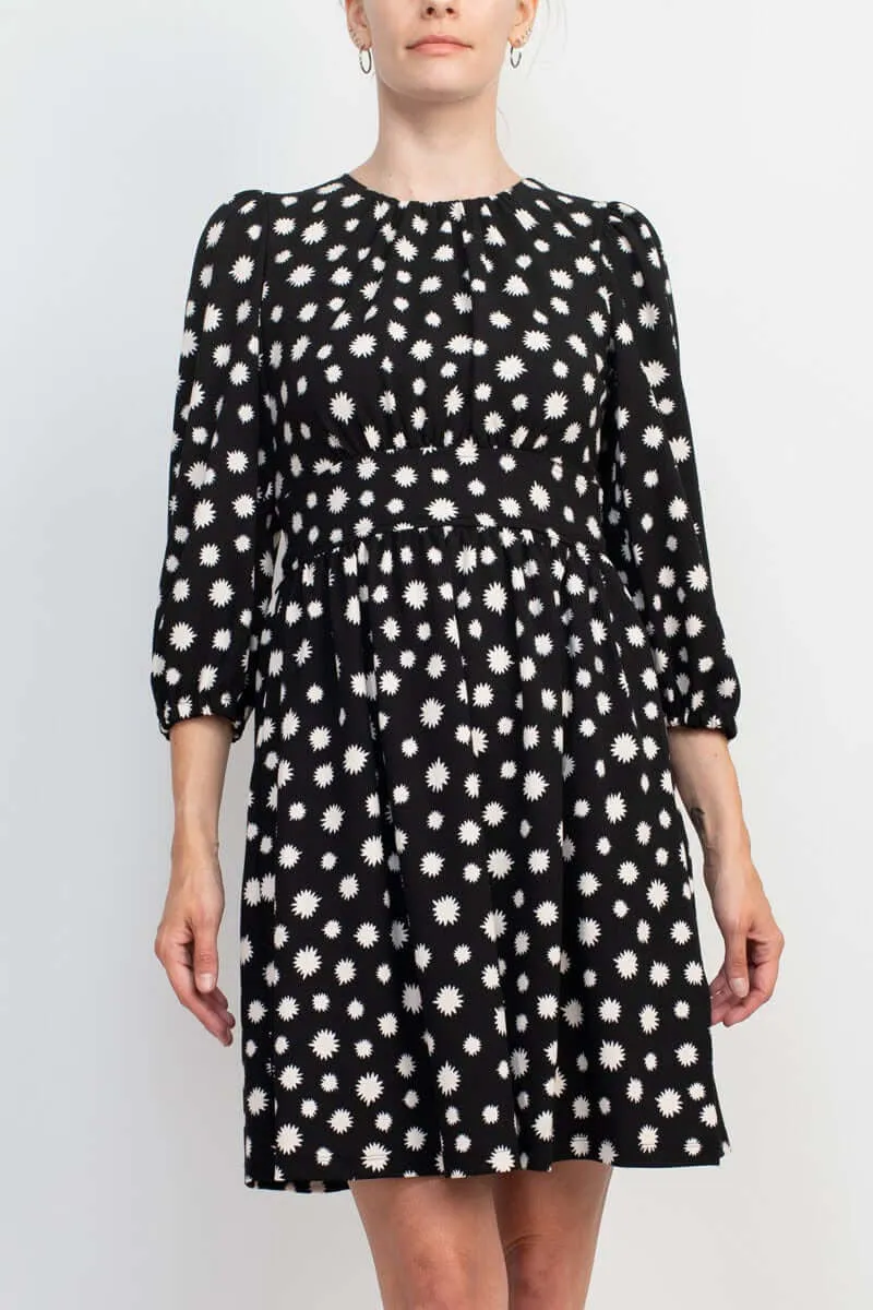 Maggy London Crew Neck pleated Banded Waist Elastic Cuffed 3/4 Sleeve Multi print Zipper Back Fit & Flare Crepe Dress