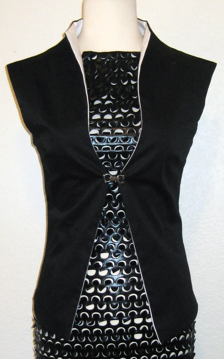 Modern Cut Contrast Vest