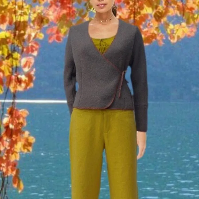 overslag vest van gekookte wol, boiled wool wrap cardigan