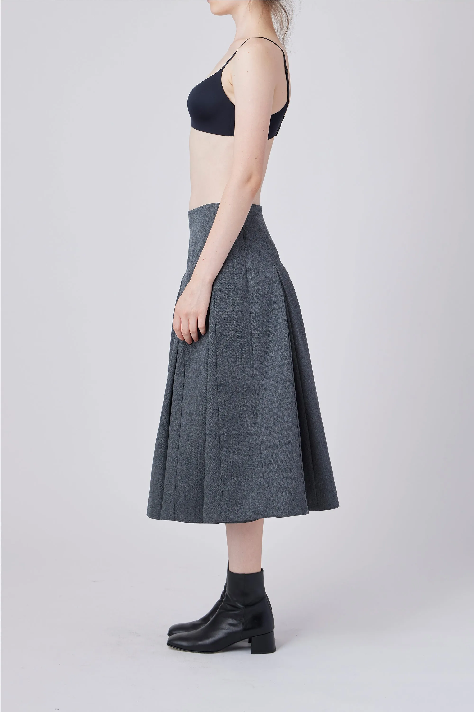 PLEATED SKIRT