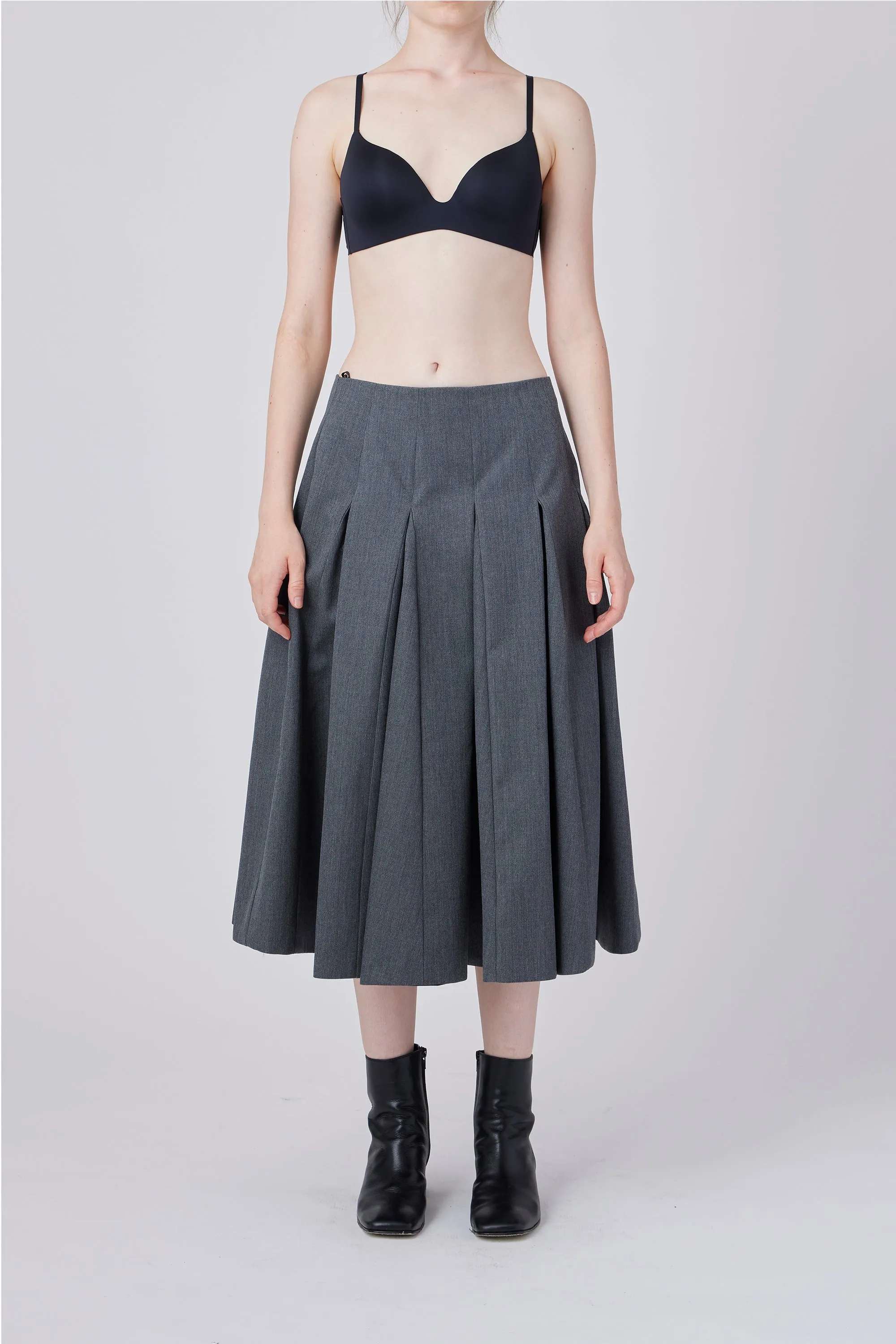 PLEATED SKIRT