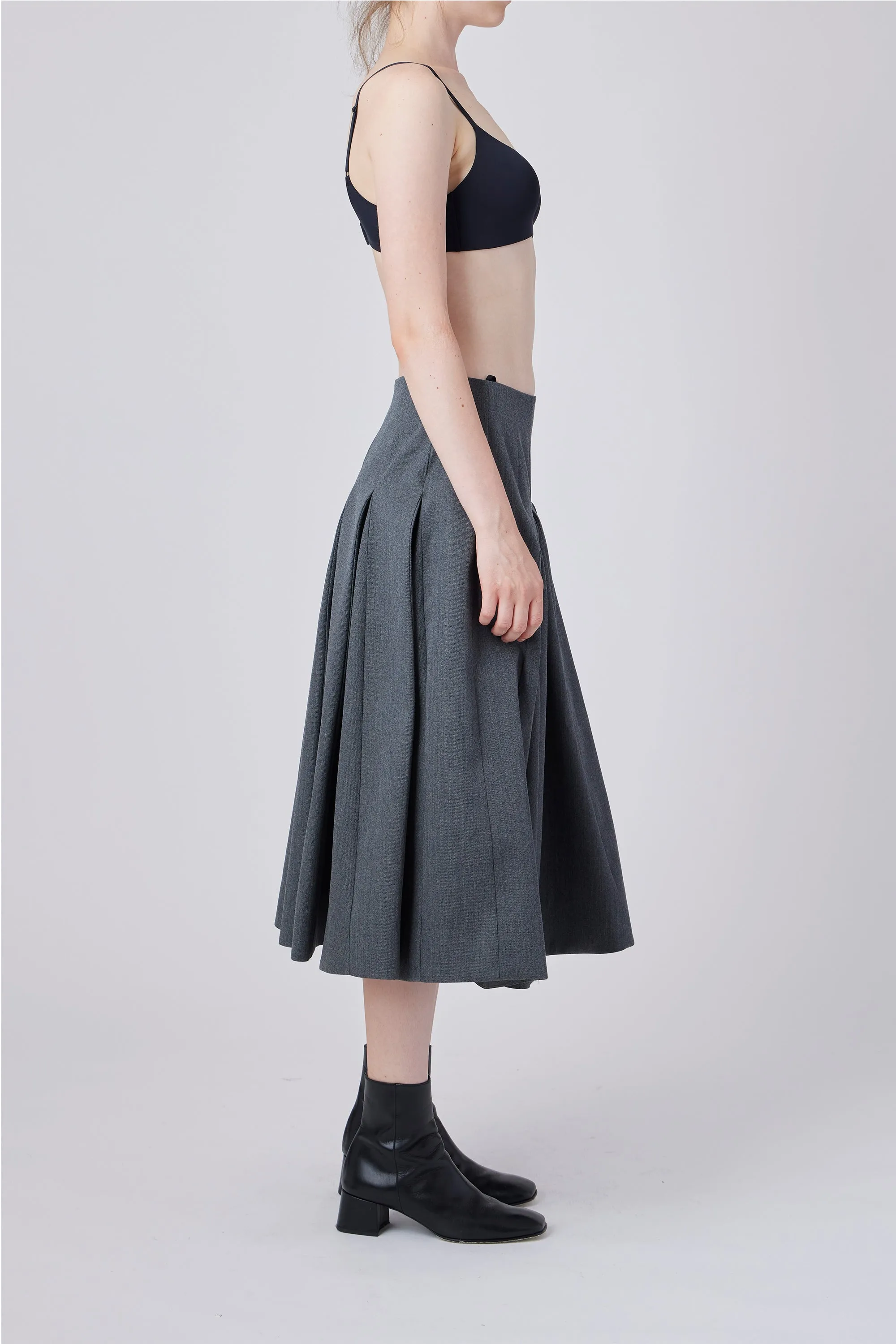 PLEATED SKIRT