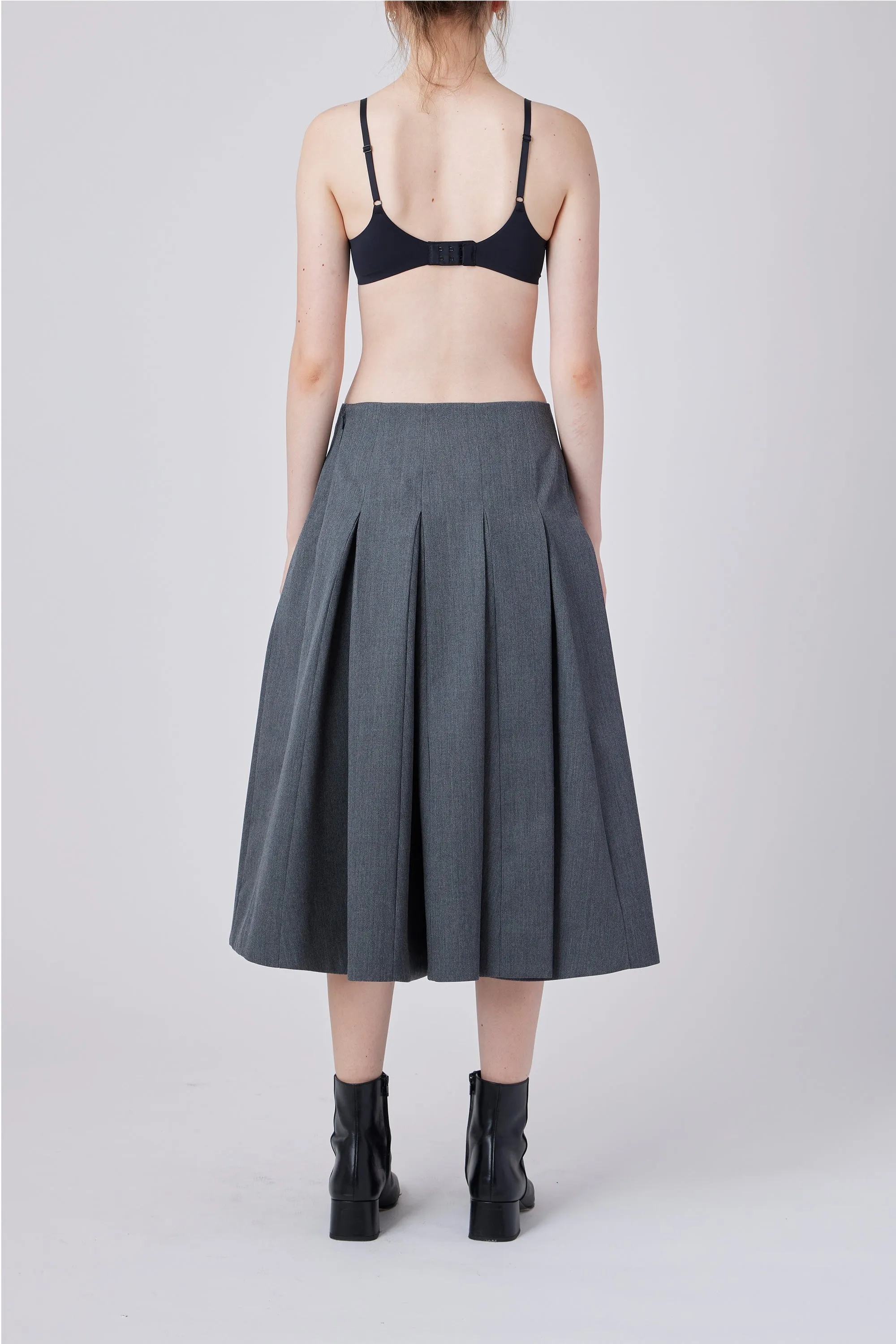 PLEATED SKIRT