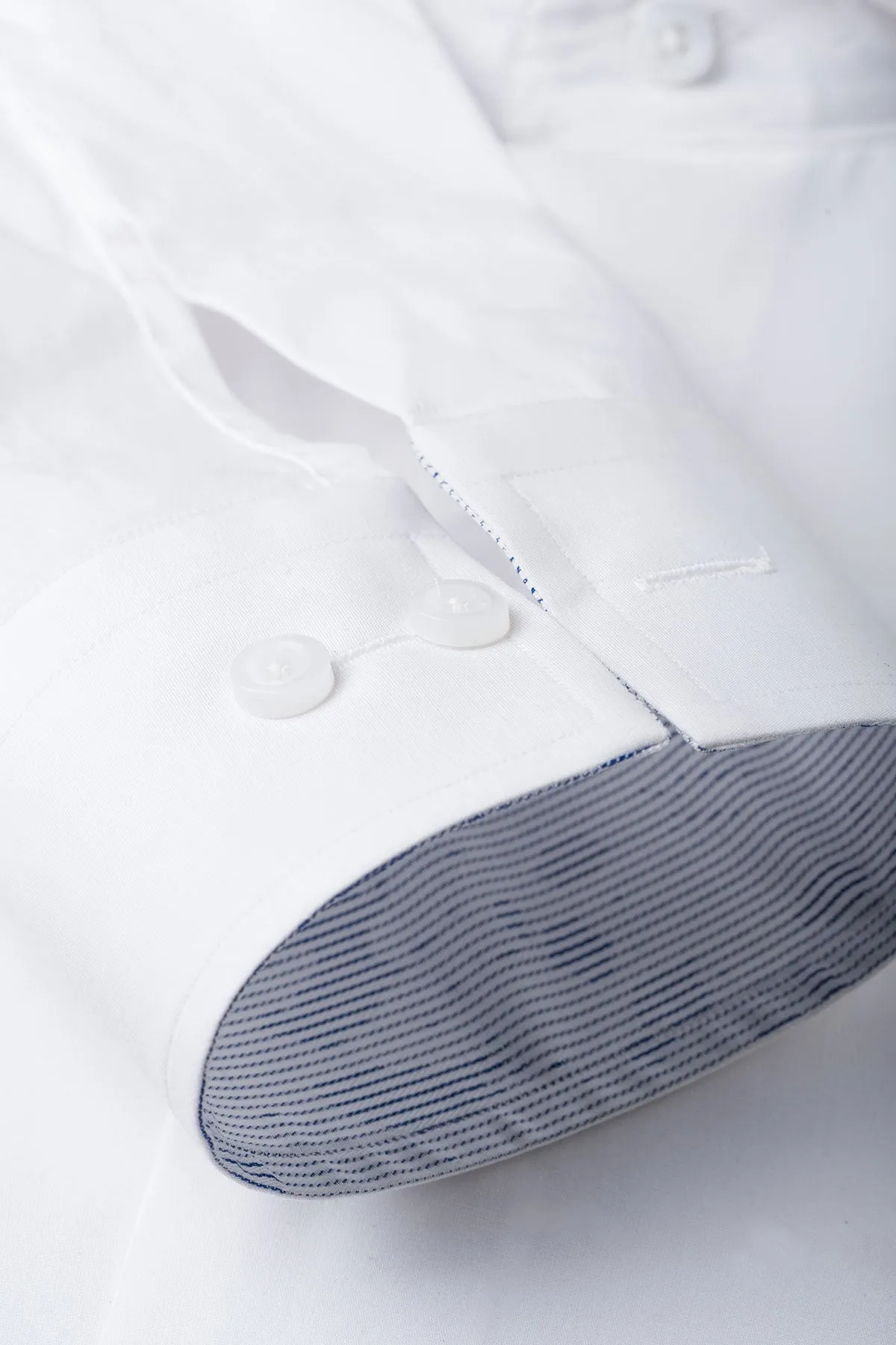 PREMIUM WHITE SHIRT