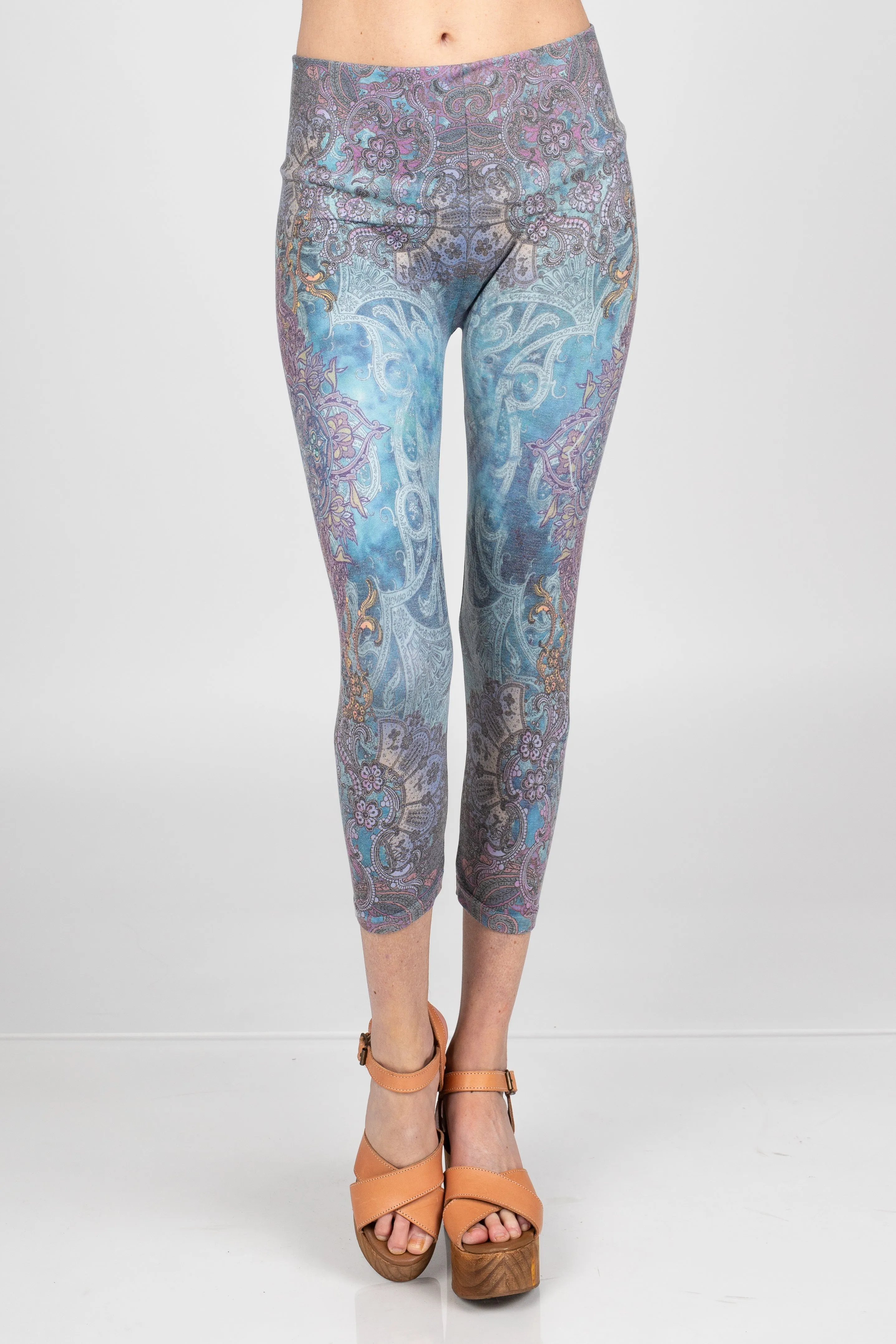 "TWIST EXCLUSIVE"  High Waist Crop Mandala Leggings by M.Rena