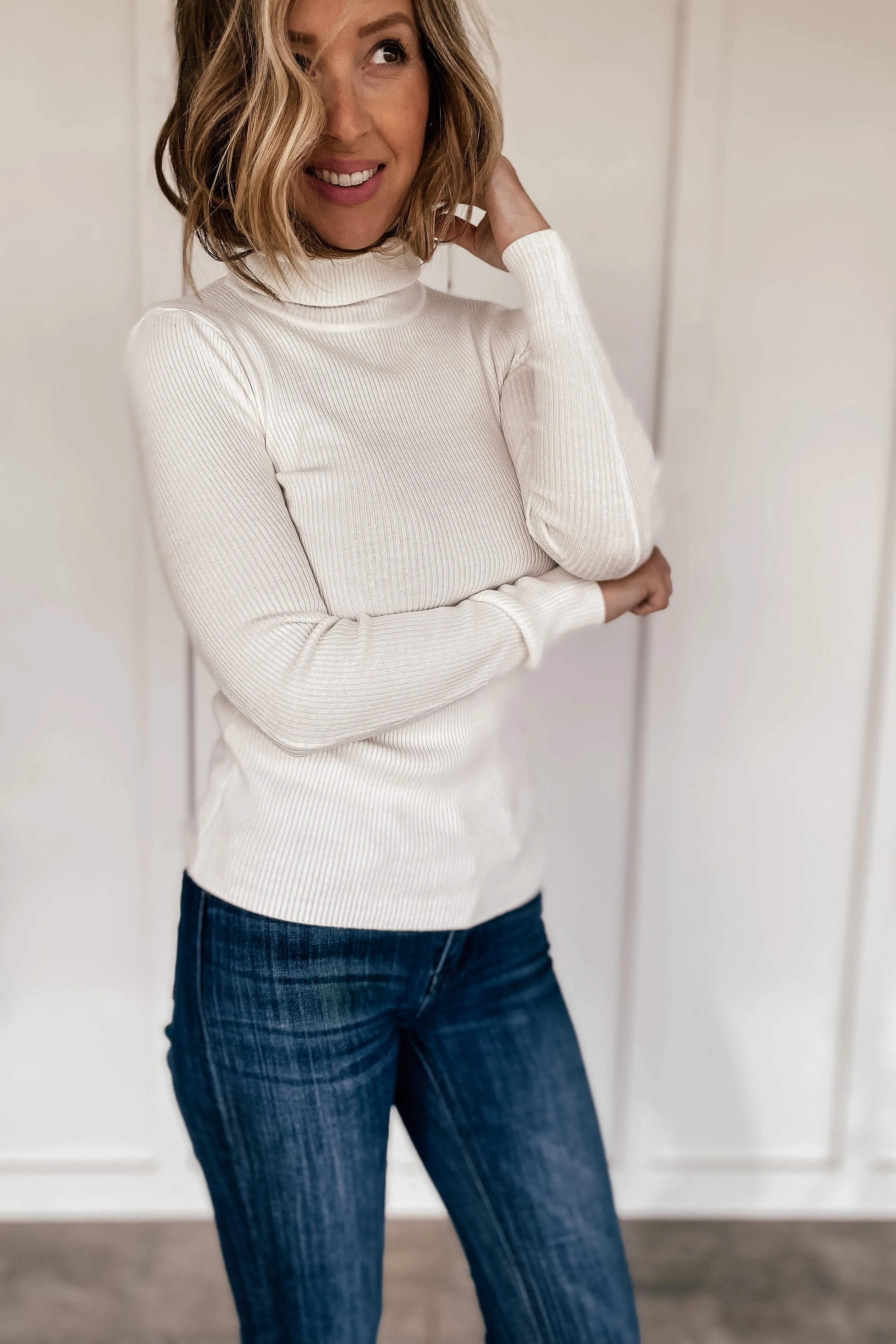 Ribbed Turtleneck Top in Cream
