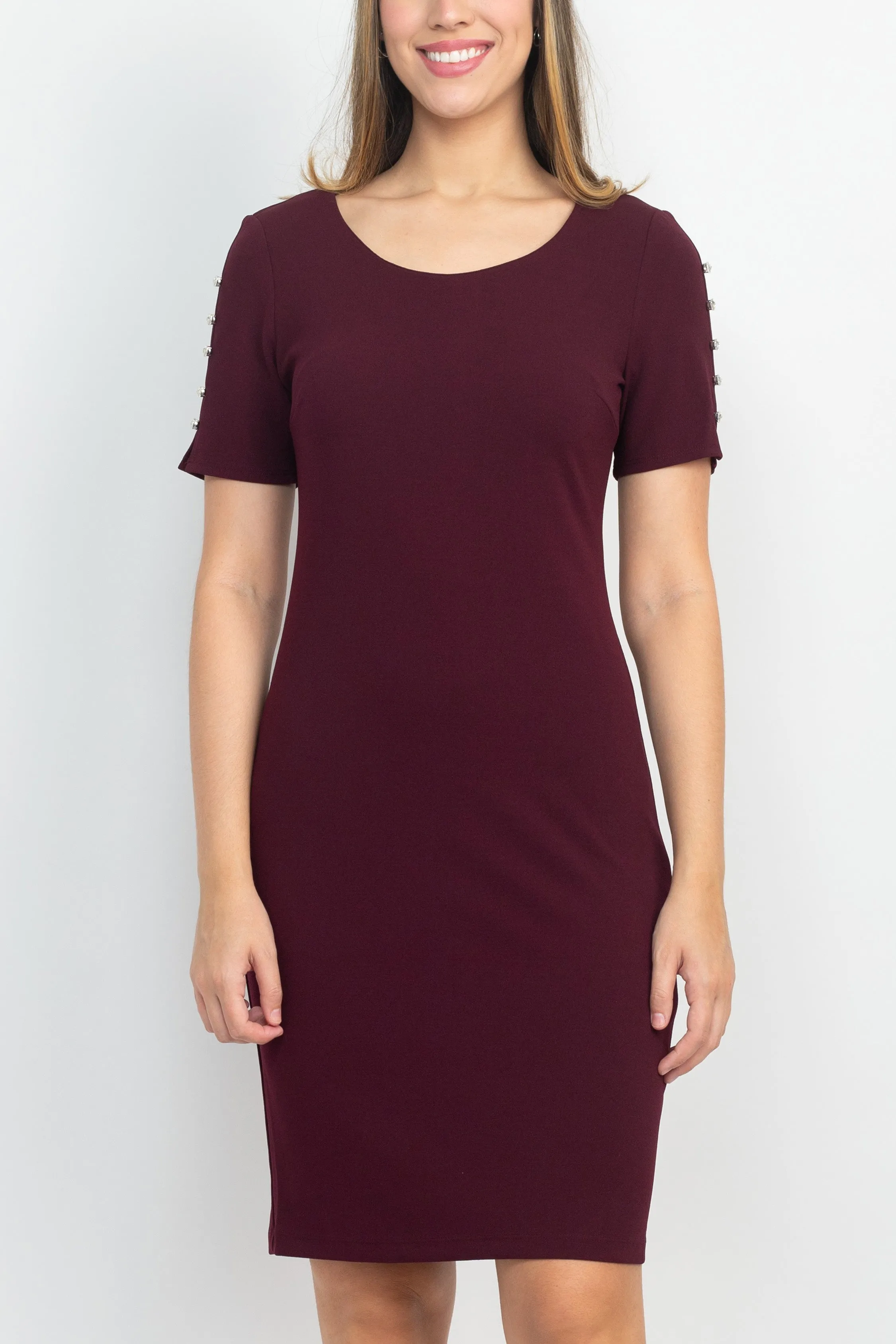 SL Fashion Scoop Neck Sheath Dress With Short Embellished Sleeves