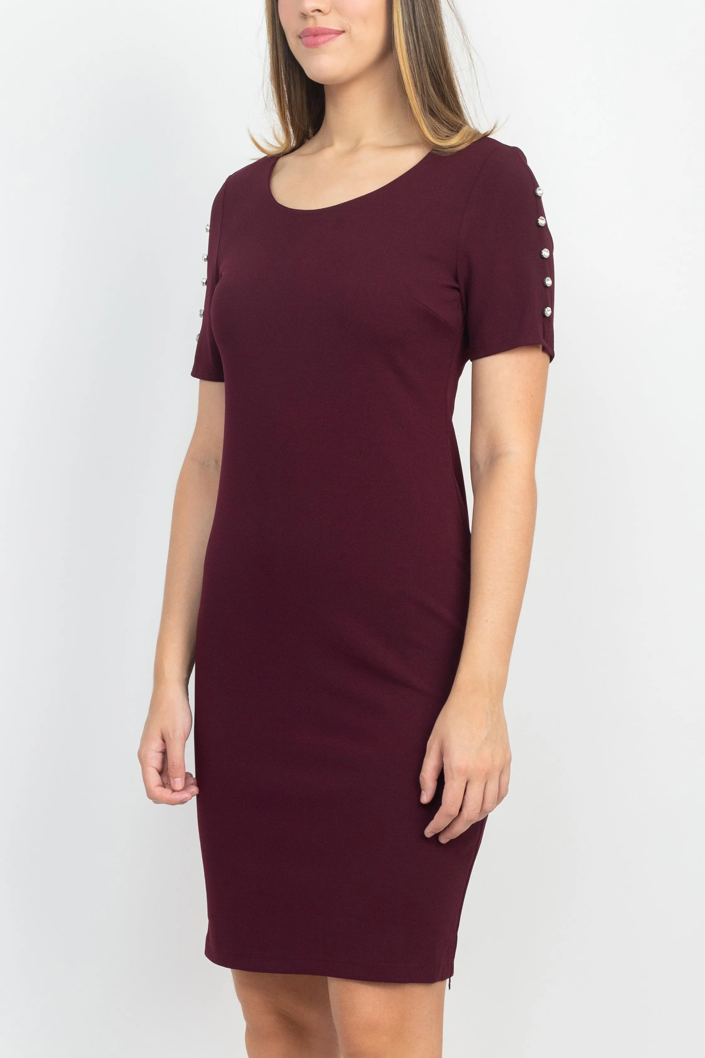 SL Fashion Scoop Neck Sheath Dress With Short Embellished Sleeves