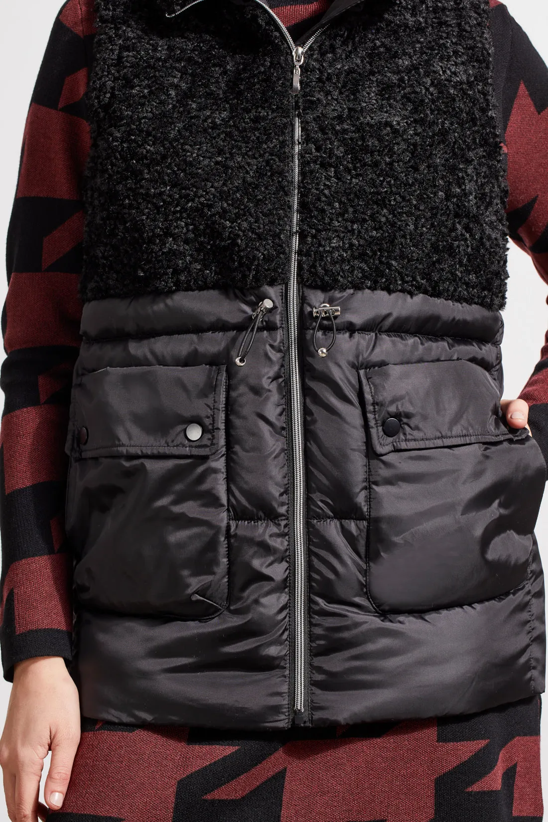 Sleeveless Sherpa Combo Nylon Vest, Black