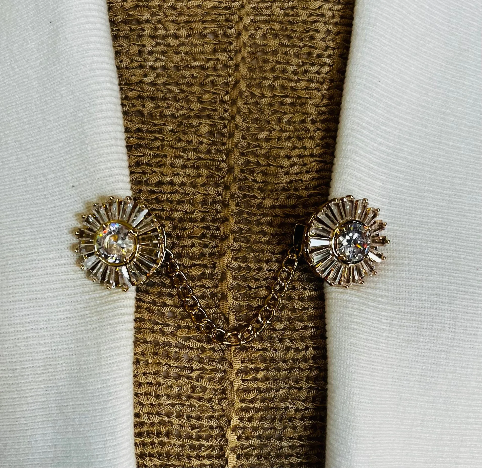 Sweater Clips Rhinestones Sweater Clip Round Chain Gold Cardigan Clip Dress Fastener Cloak Clasp Wedding Gift for Mother Gift for Her