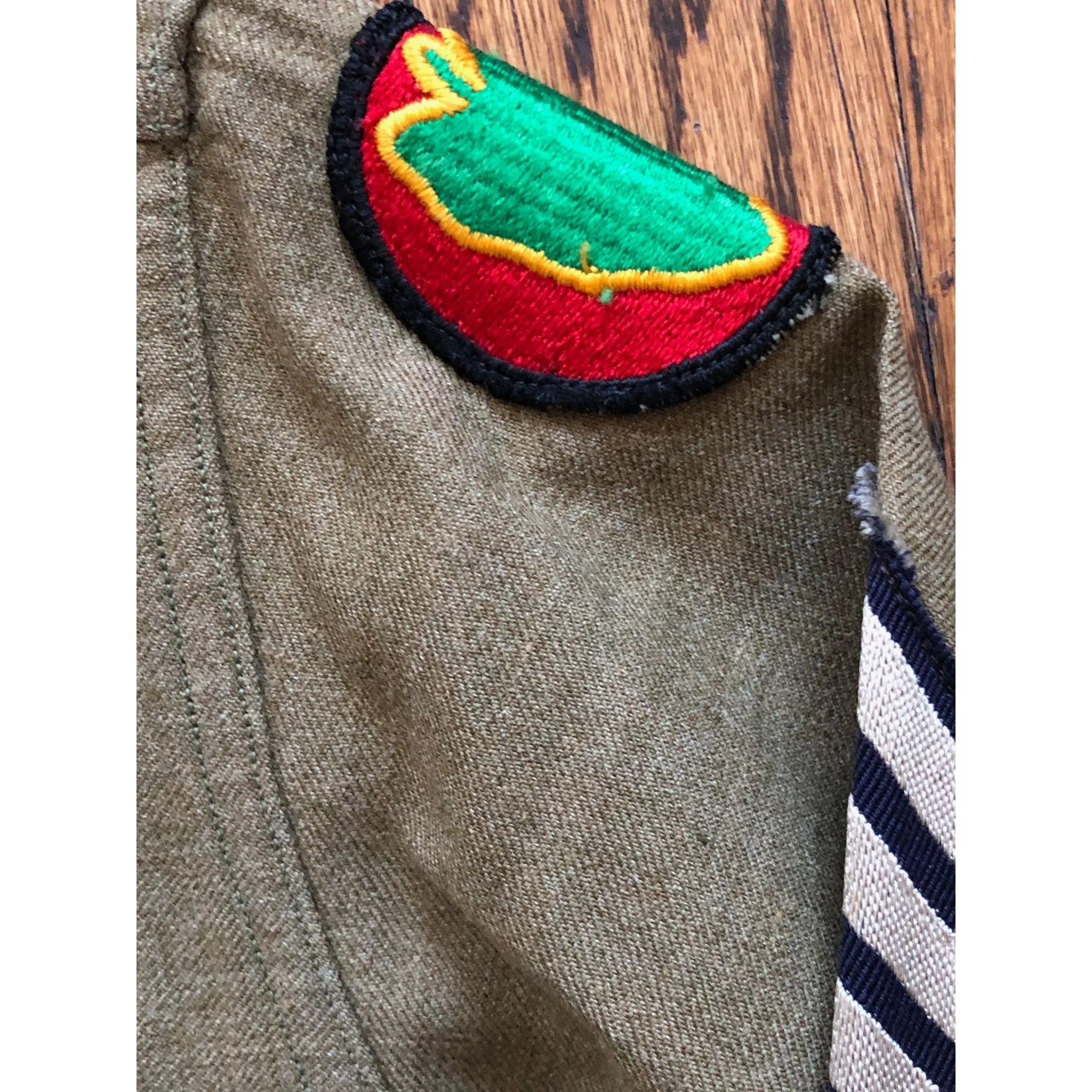WWII U.S. Army Wool Officers Dress Shirt 6th Army and 24th Infantry Division